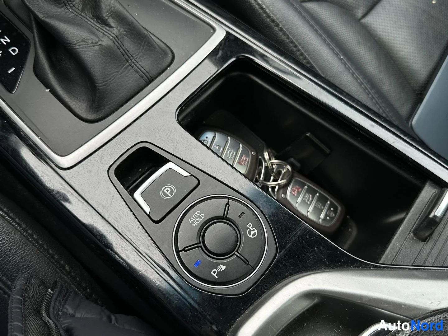 Sininen Hyundai i40 2013, yksityiskohta, kuva 7