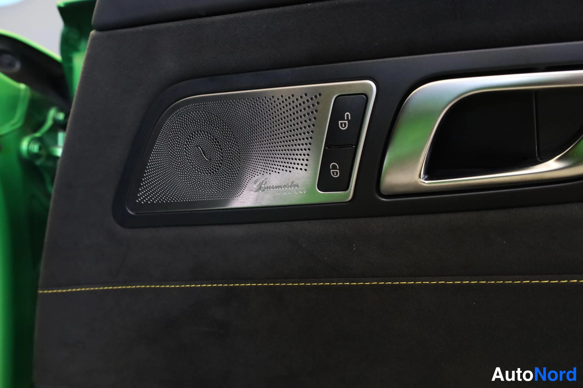 Vihreä Mercedes-Benz AMG GT R 2016, yksityiskohta, kuva 27
