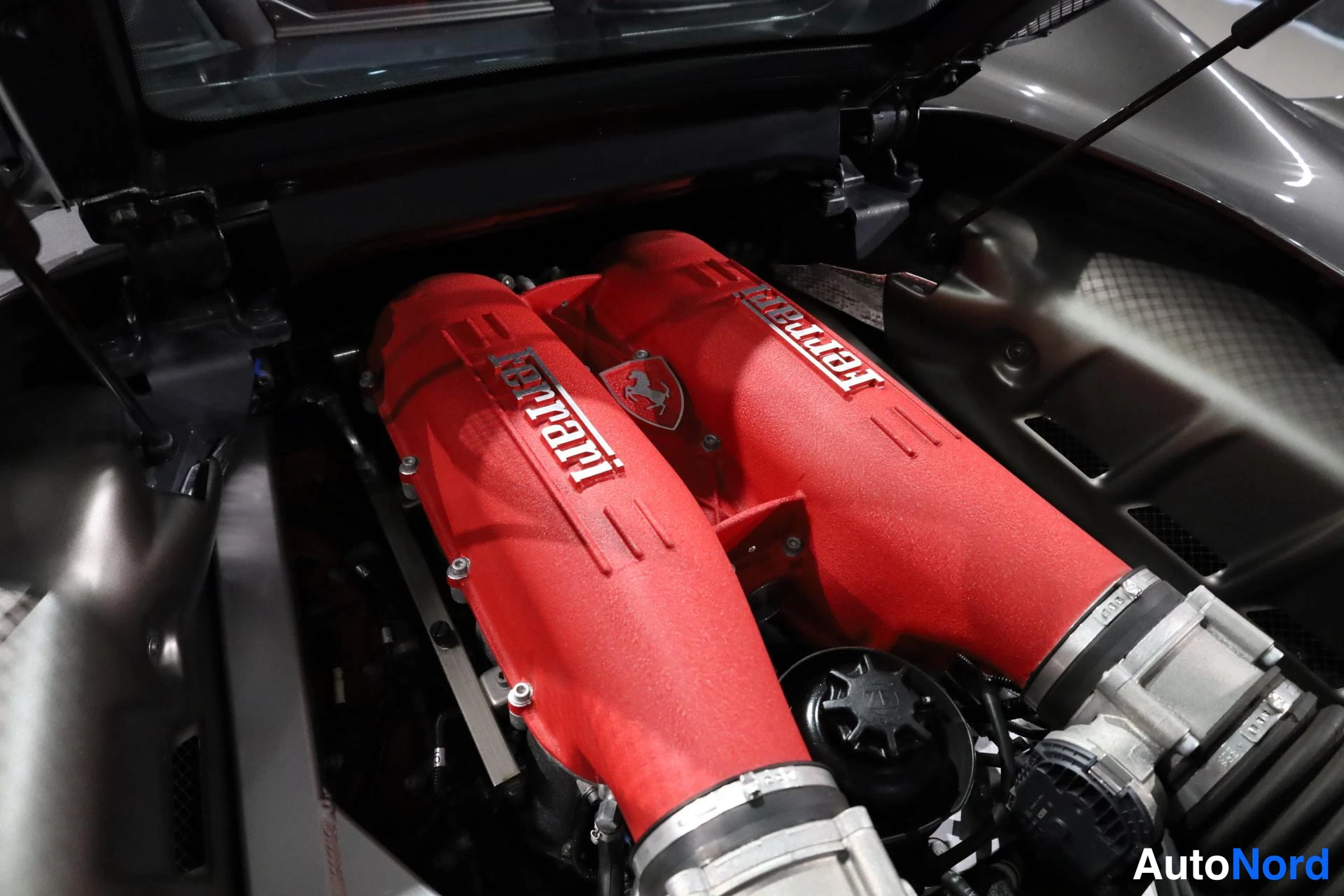 Harmaa Ferrari F430 2005, moottoritila, kuva 19