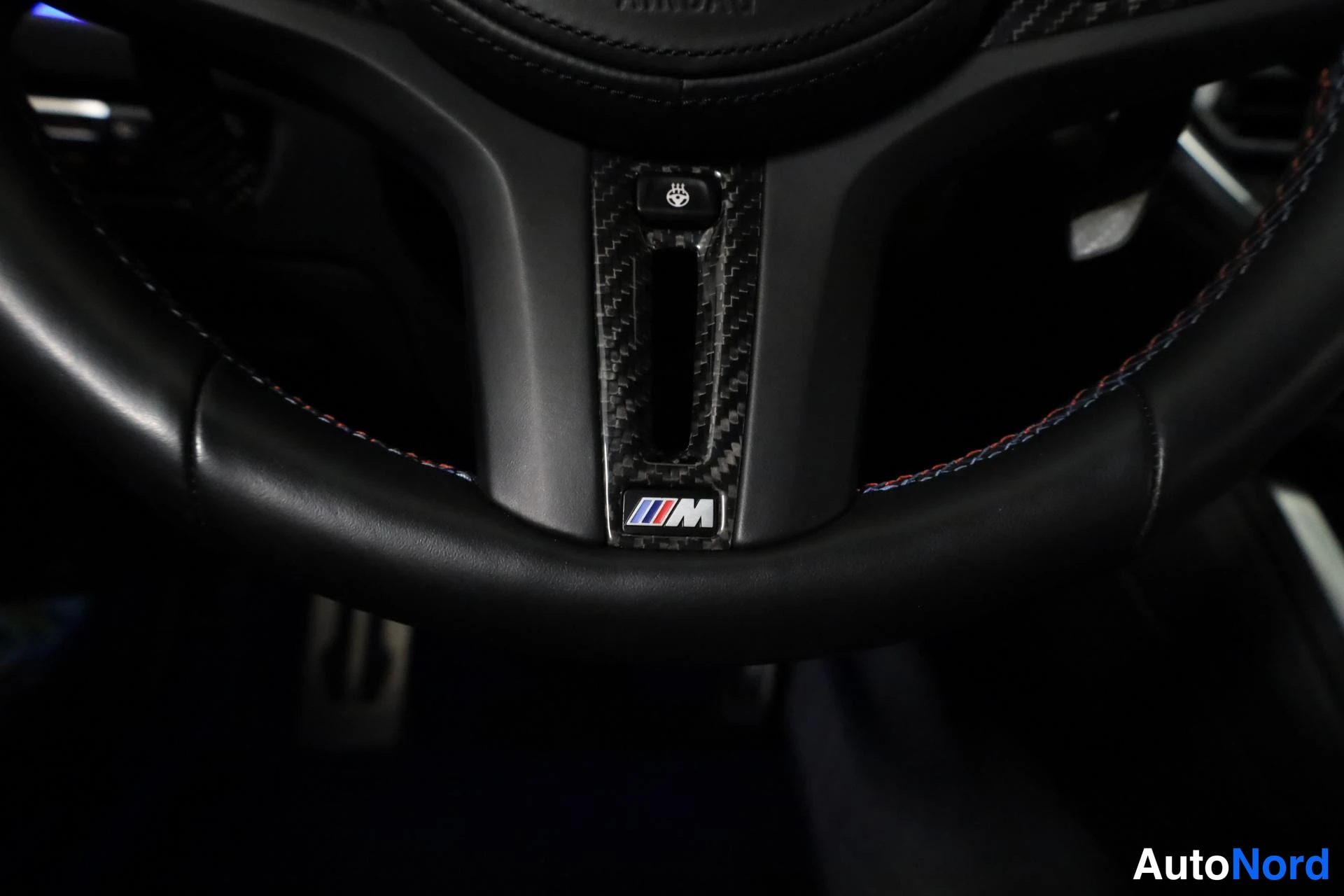 Valkoinen BMW M4 2021, yksityiskohta, kuva 21