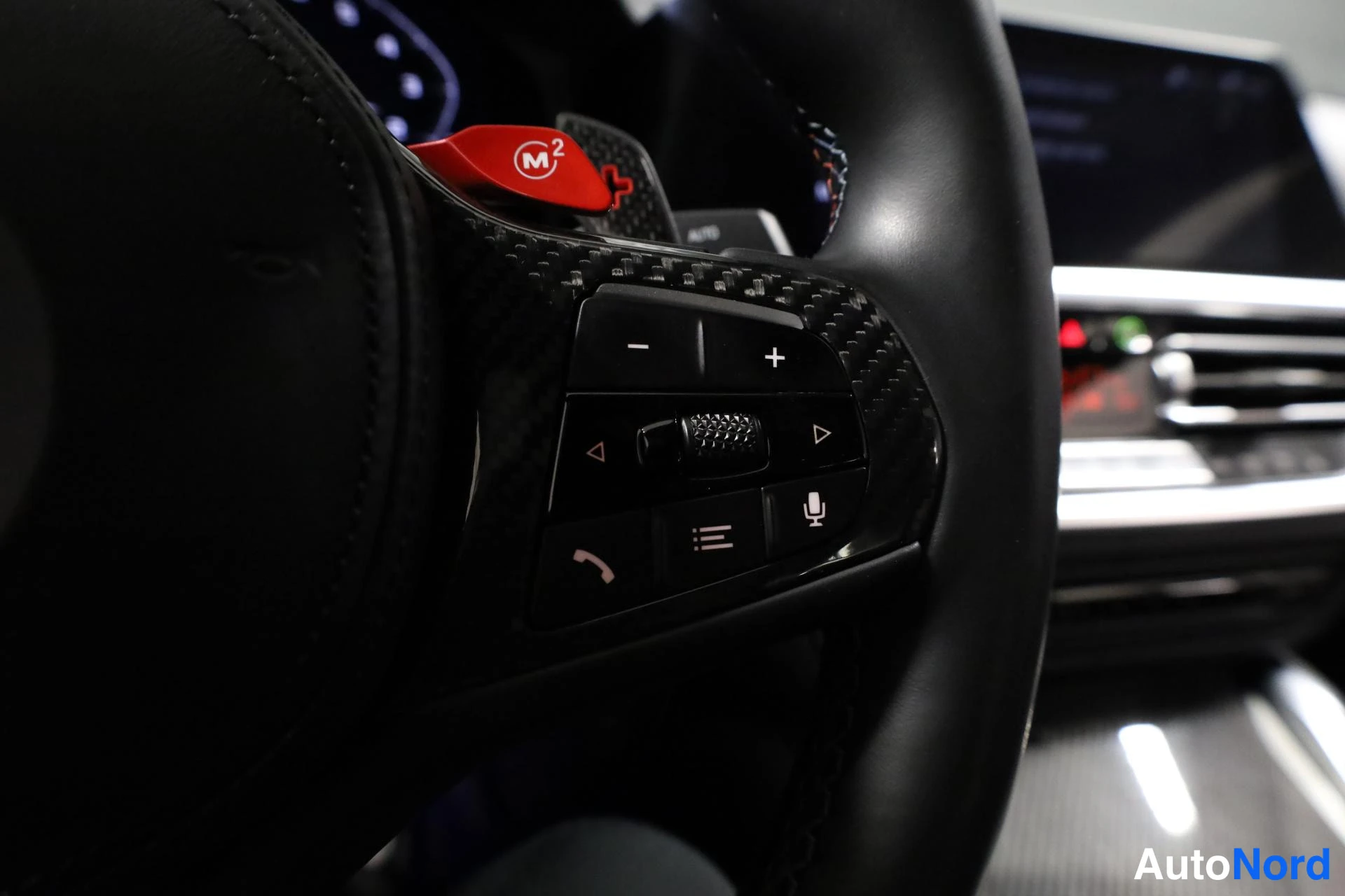 Valkoinen BMW M4 2021, yksityiskohta, kuva 22