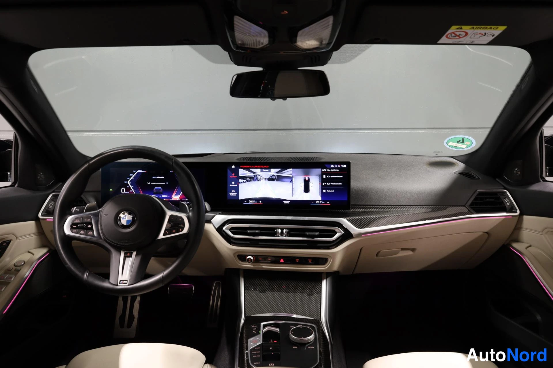 Musta BMW M340i xDrive 2023, ohjaamo, kuva 10
