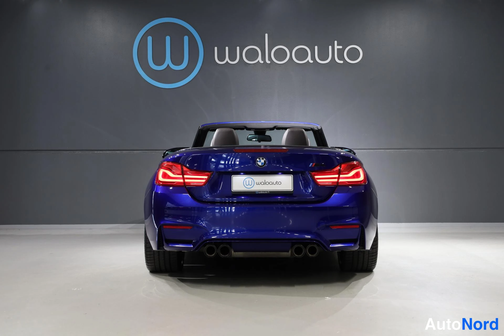 Sininen BMW M4 2017, takaa, kuva 12