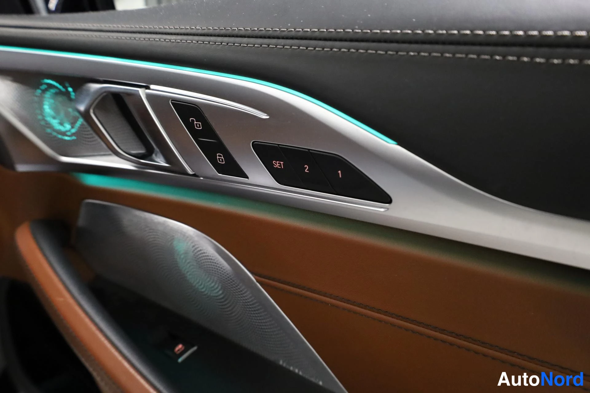 Musta BMW 840d xDrive 2019, yksityiskohta, kuva 24