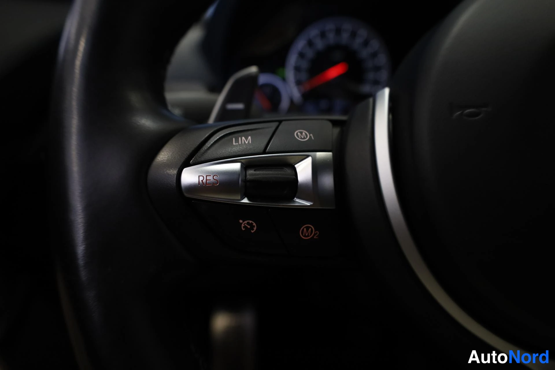 Musta BMW M6 2018, yksityiskohta, kuva 17