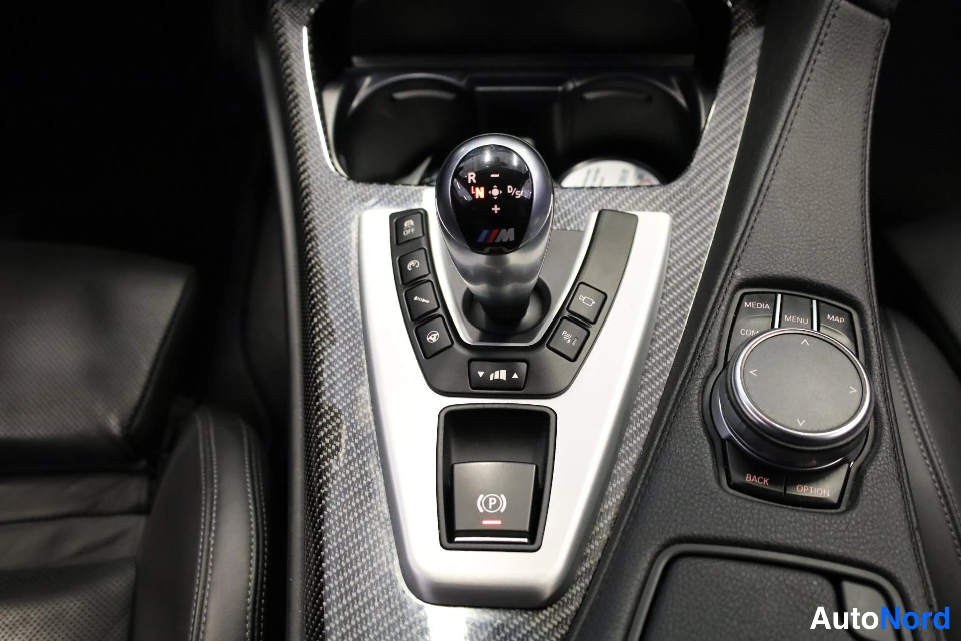 Musta BMW M6 2018, yksityiskohta, kuva 21