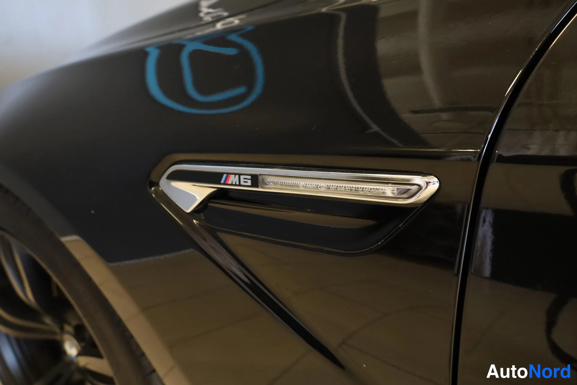 Musta BMW M6 2018, yksityiskohta, kuva 25