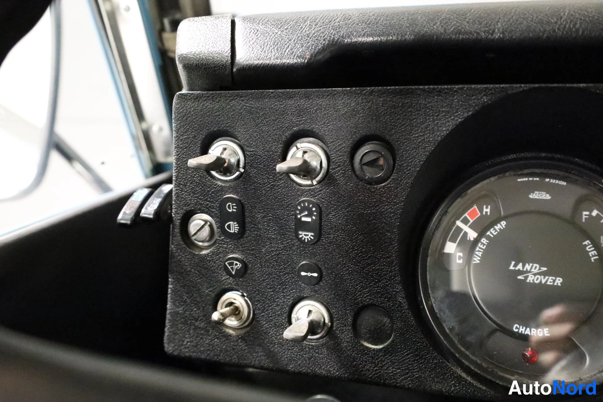 Sininen Land Rover 109 1982, yksityiskohta, kuva 20