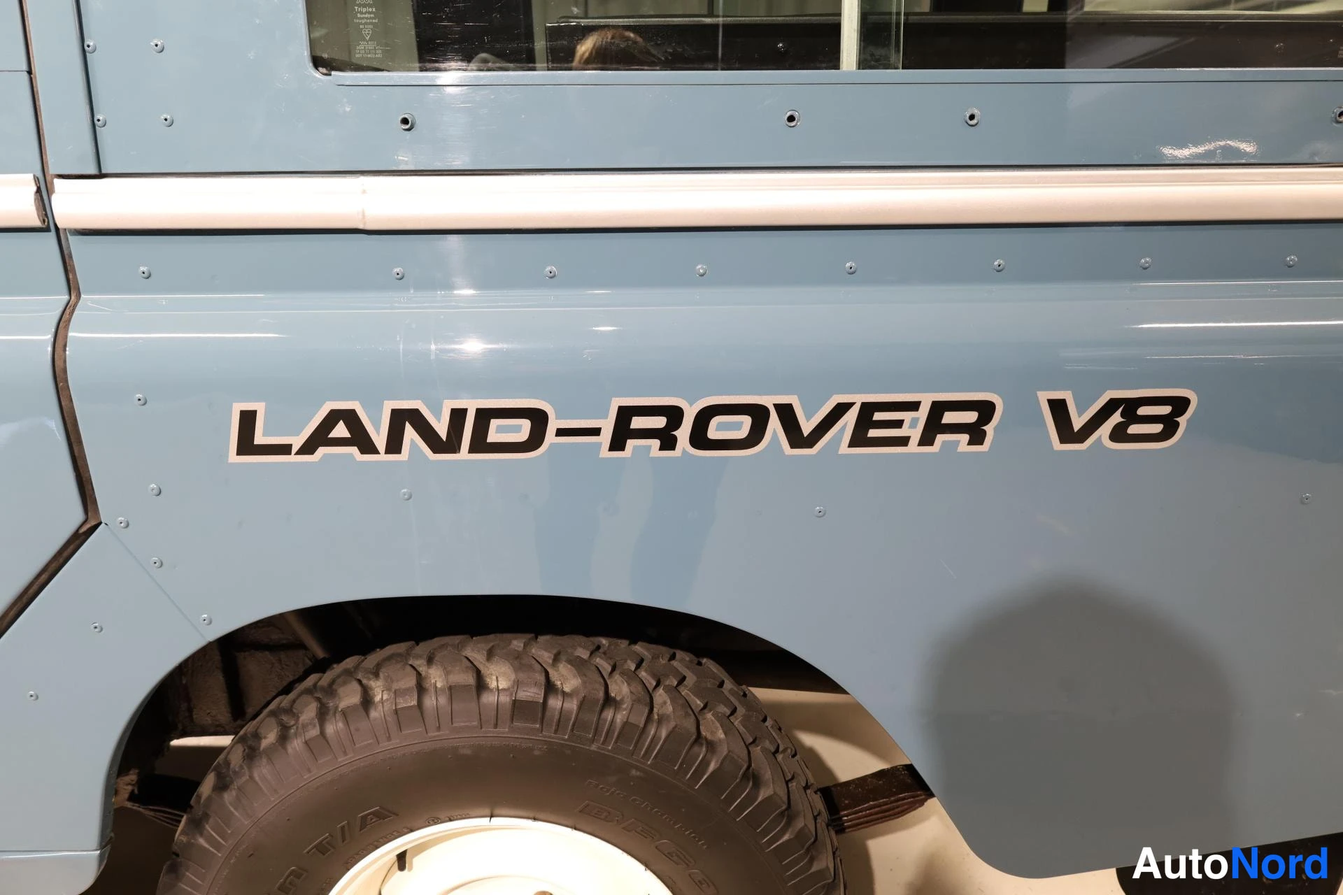 Sininen Land Rover 109 1982, yksityiskohta, kuva 28