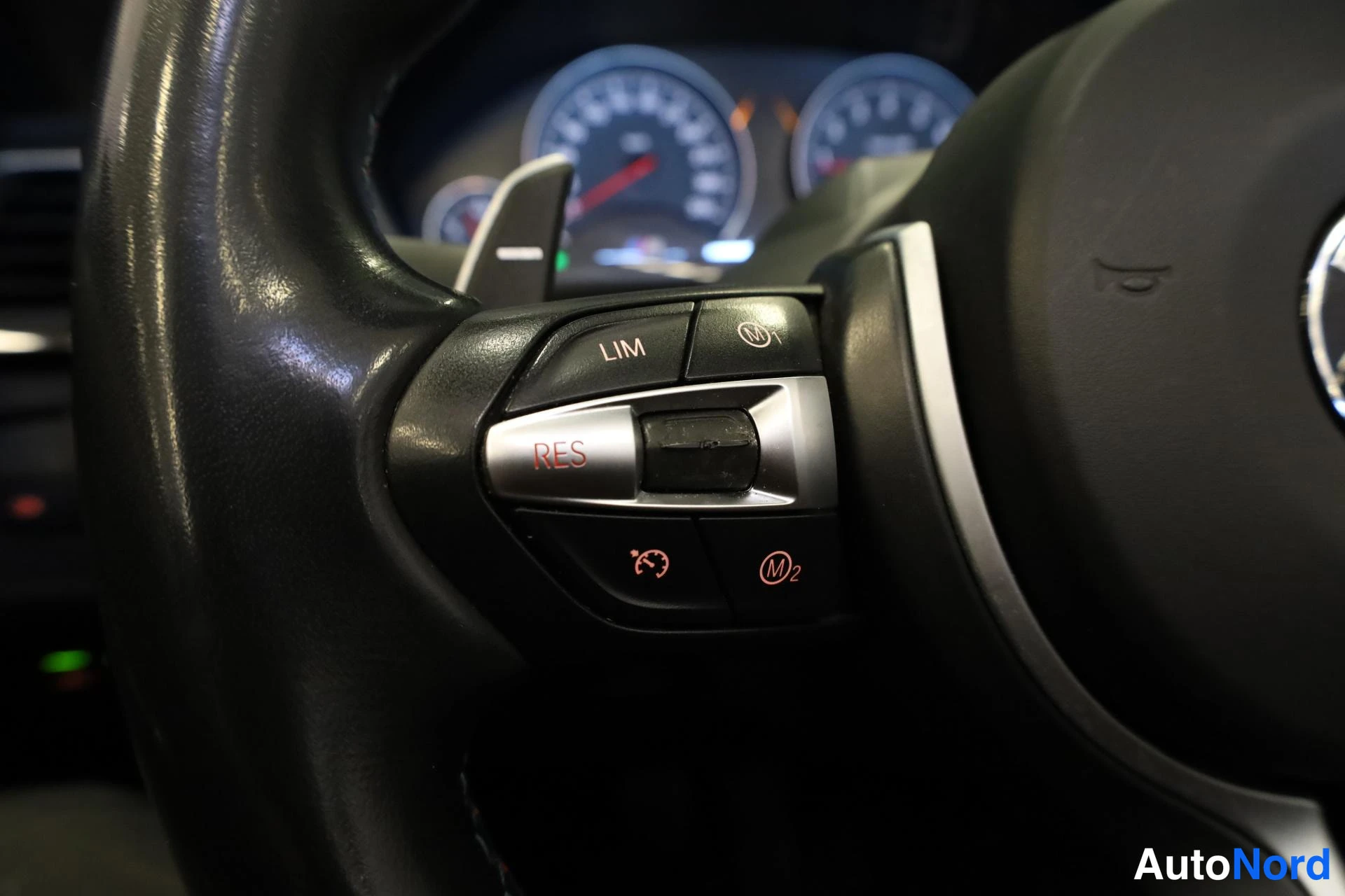 Harmaa BMW M4 2015, yksityiskohta, kuva 18