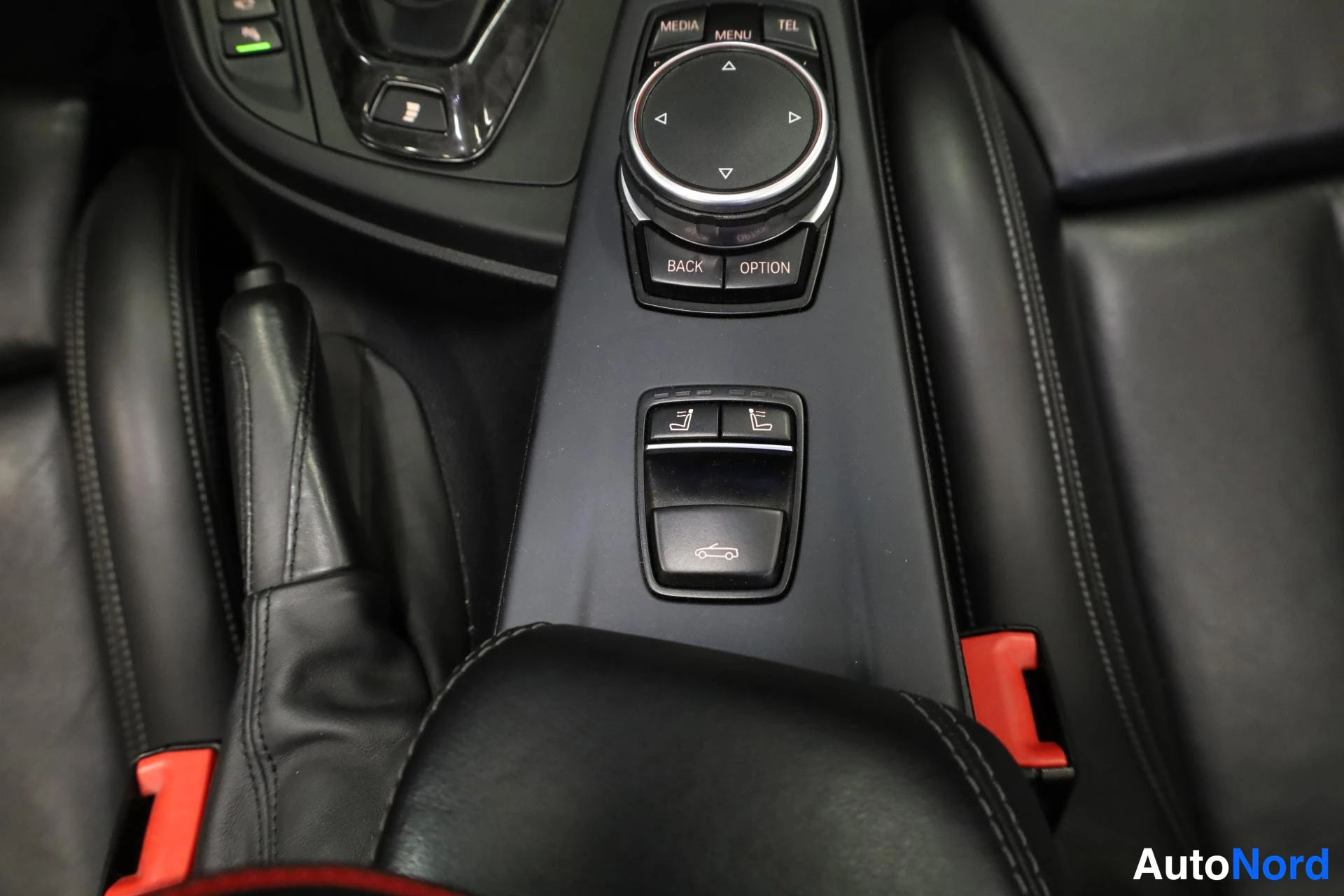 Harmaa BMW M4 2015, yksityiskohta, kuva 25