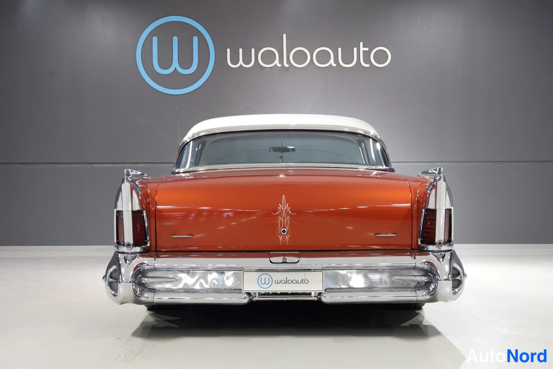 Punainen Buick Super 1958, takaa, kuva 9