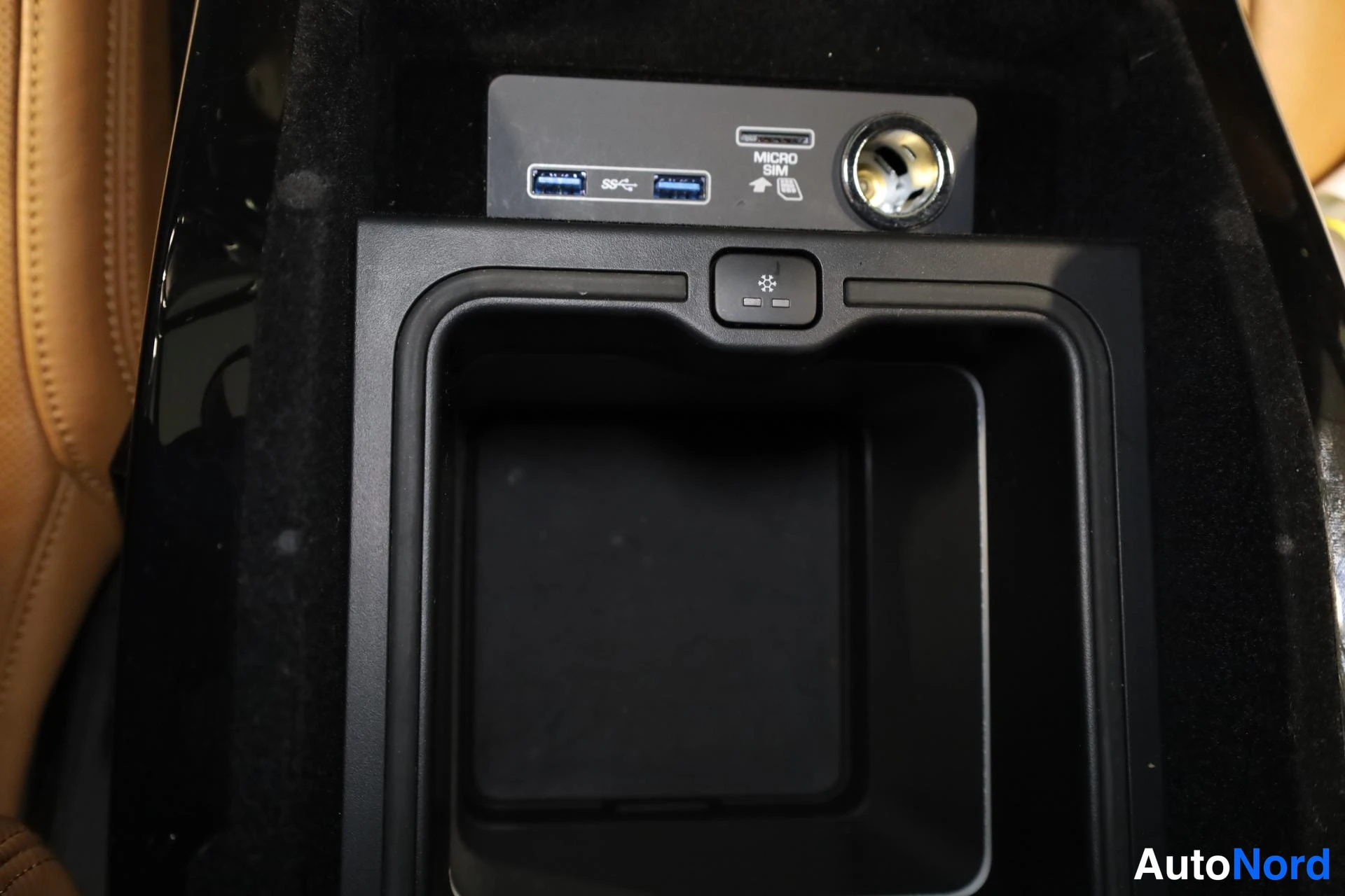 Musta Land Rover Range Rover 2019, yksityiskohta, kuva 21