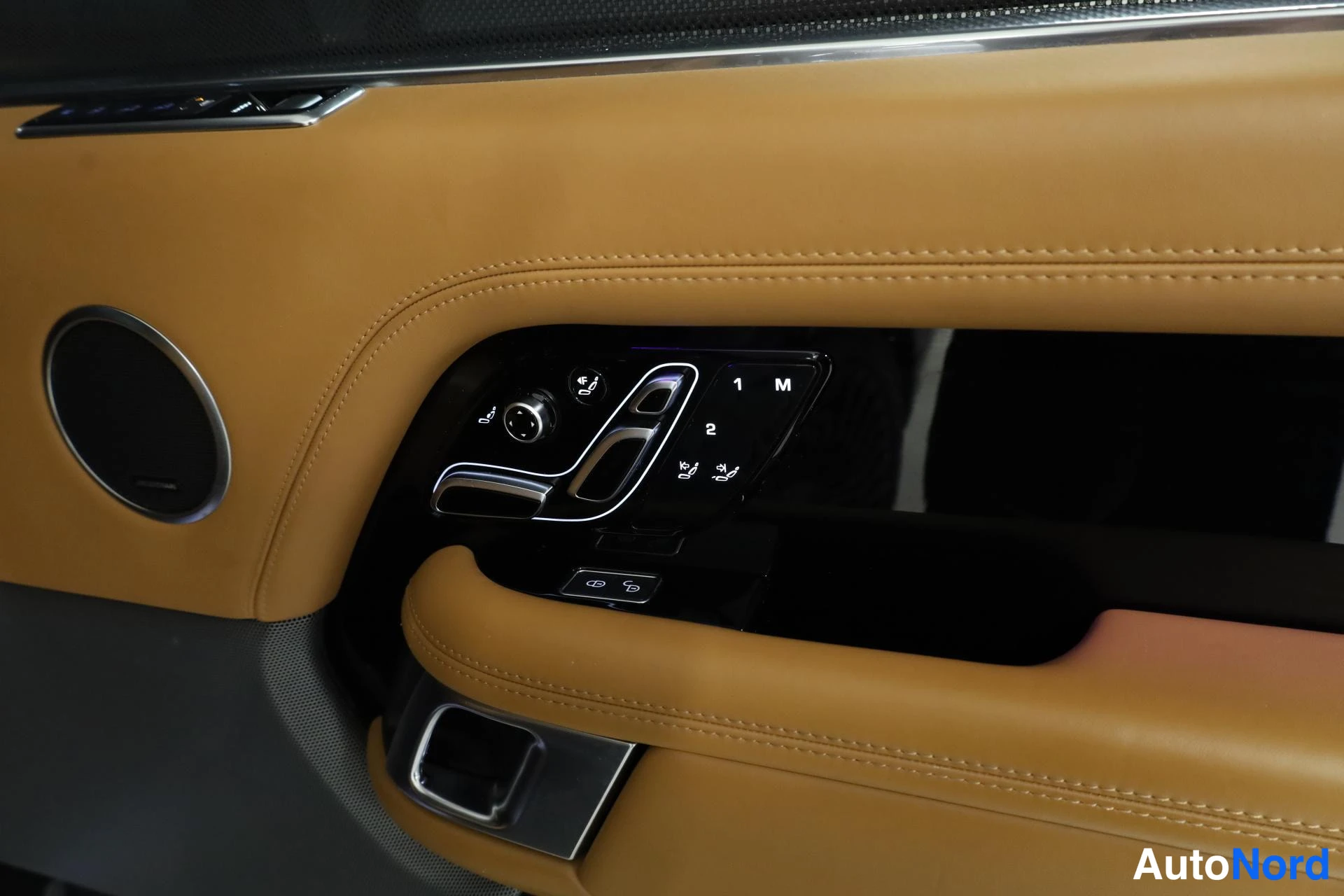 Musta Land Rover Range Rover 2019, yksityiskohta, kuva 33