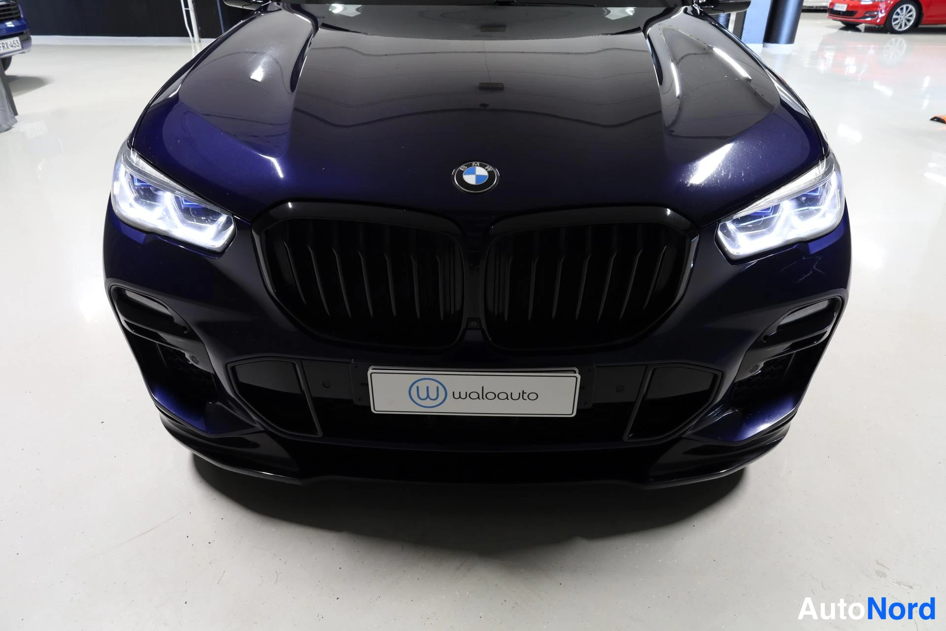 Sininen BMW X5 2020, yksityiskohta, kuva 17