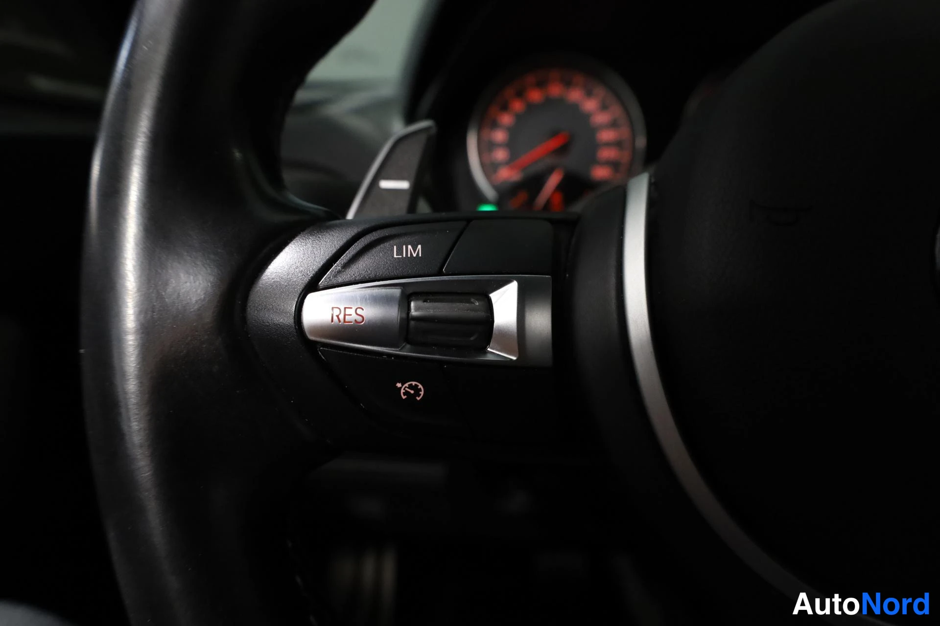 Sininen BMW M2 2017, yksityiskohta, kuva 18