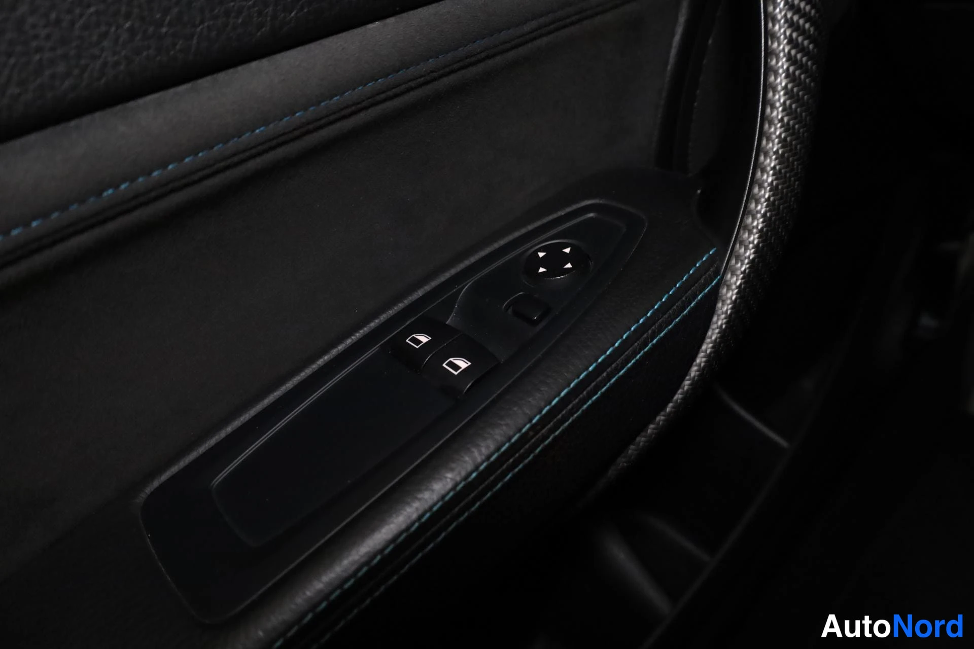 Sininen BMW M2 2017, yksityiskohta, kuva 29