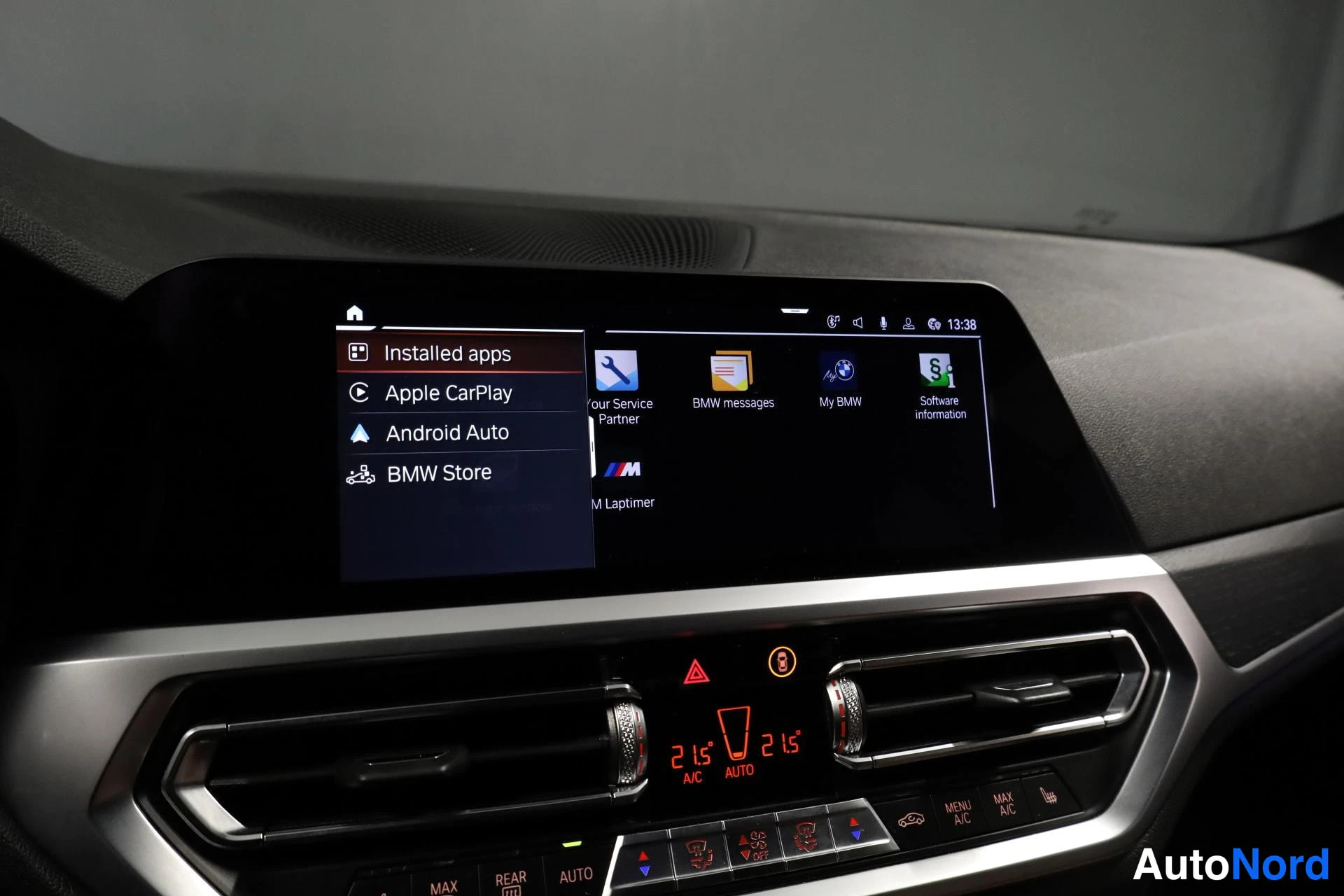Sininen BMW M340d xDrive 2020, yksityiskohta, kuva 25