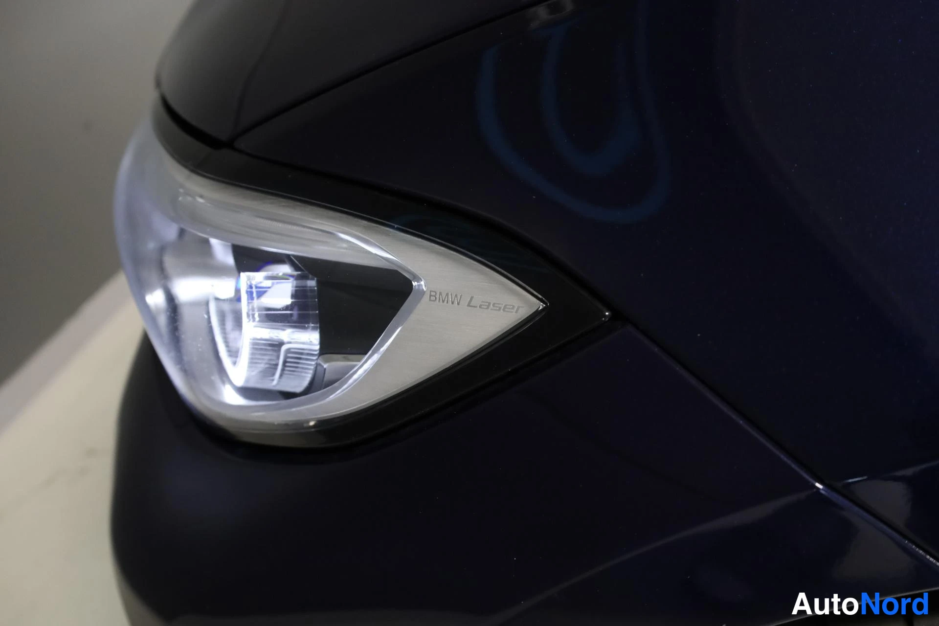 Sininen BMW M340d xDrive 2020, yksityiskohta, kuva 32