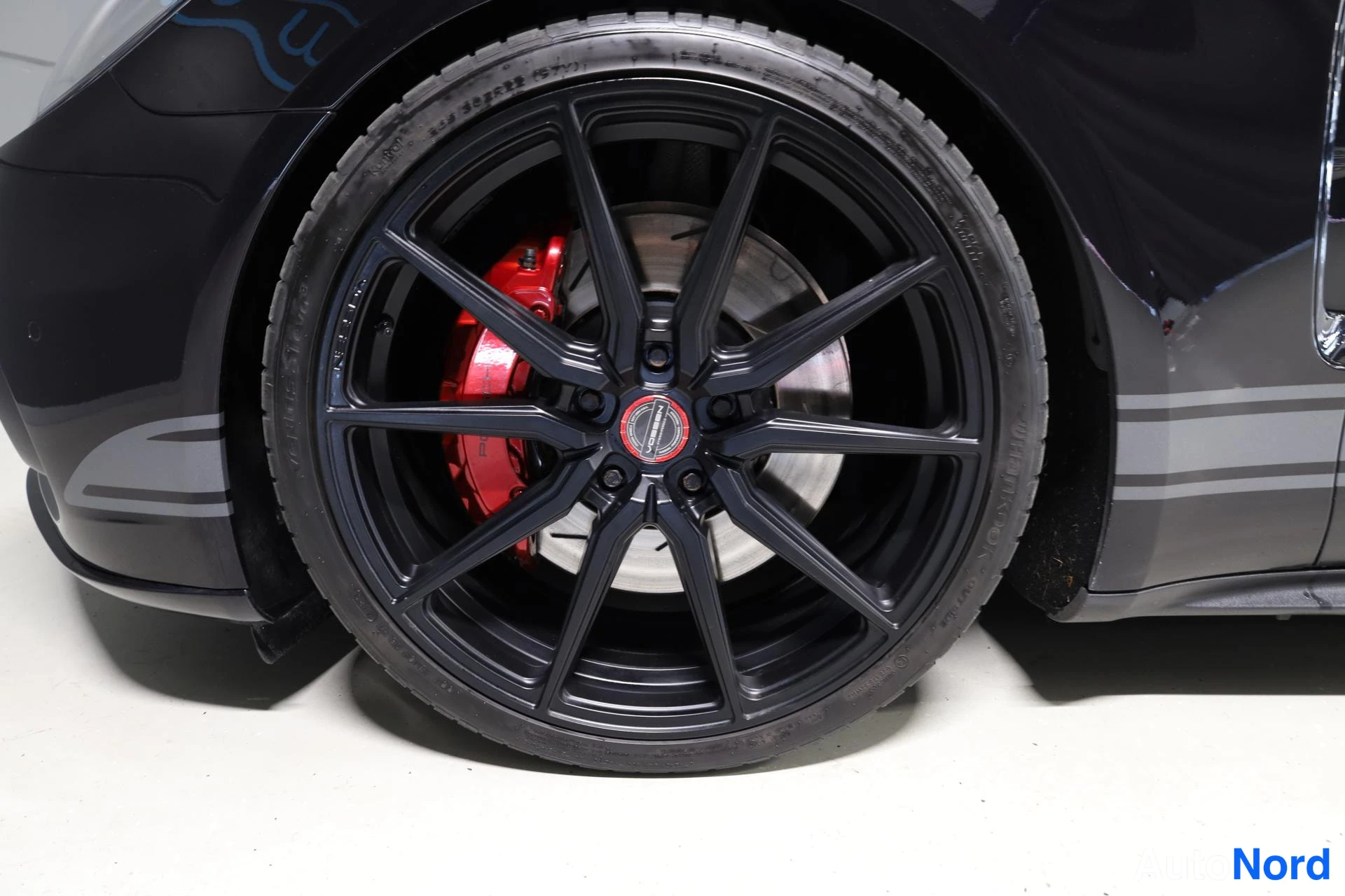 Musta Porsche Panamera 2018, yksityiskohta, kuva 34