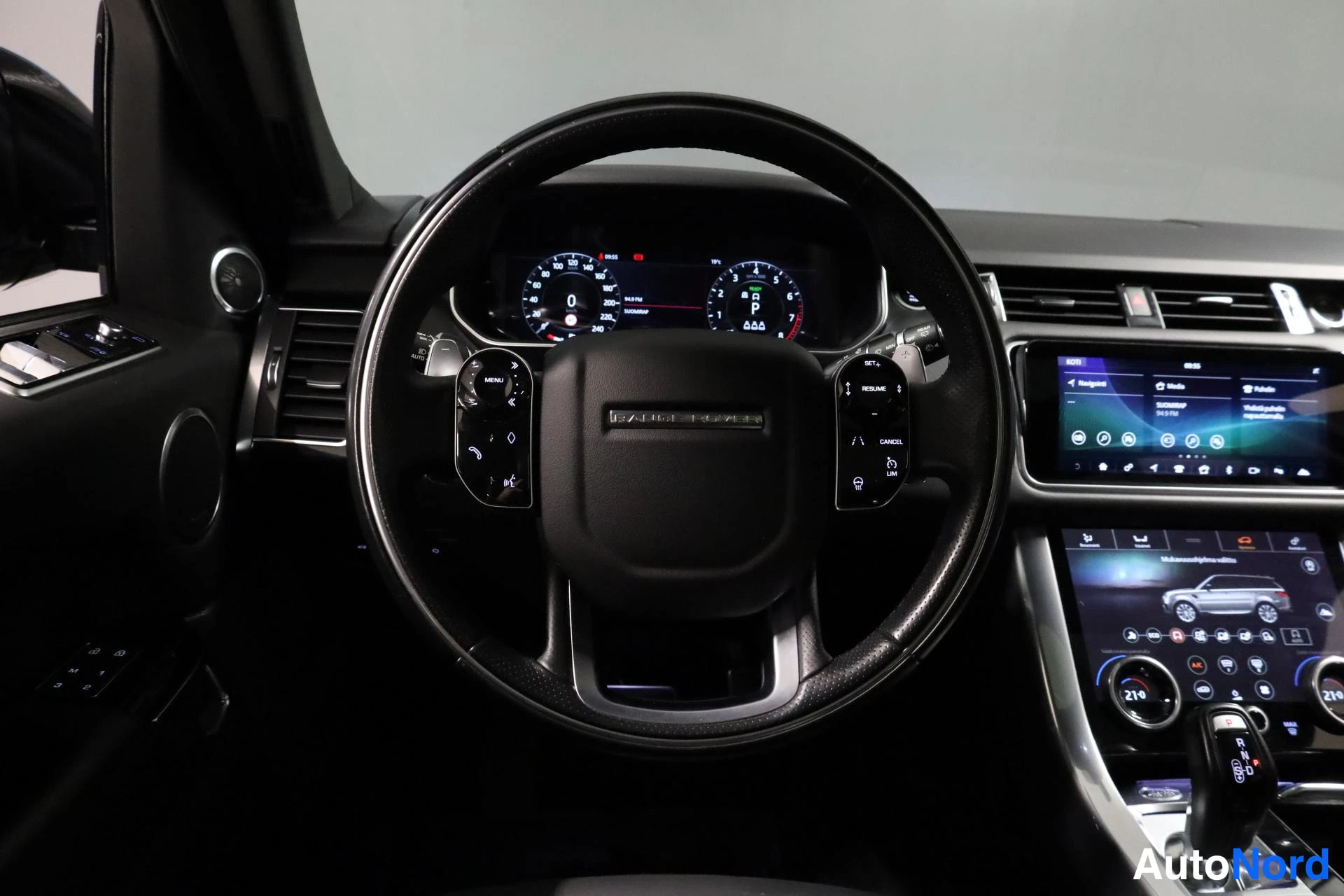 Musta Land Rover Range Rover Sport 2022, ohjaamo, kuva 12