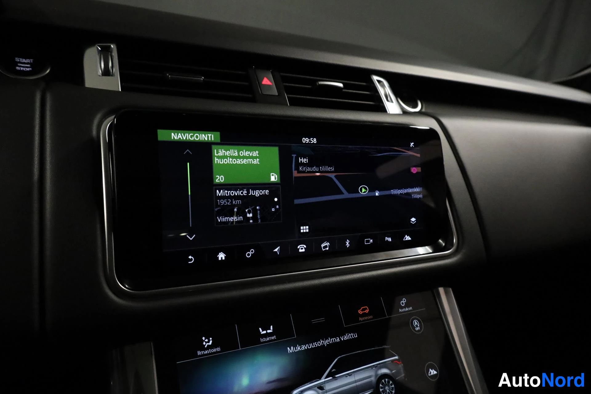 Musta Land Rover Range Rover Sport 2022, yksityiskohta, kuva 23