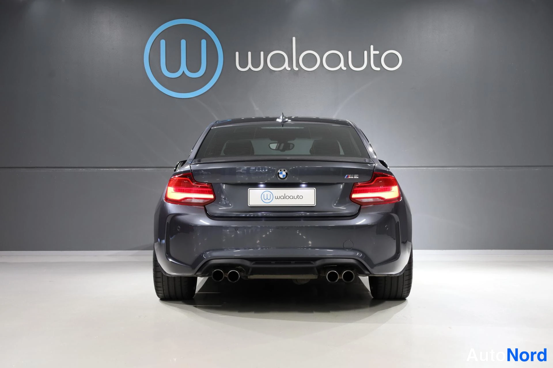 Harmaa BMW M2 2017, takaa, kuva 10
