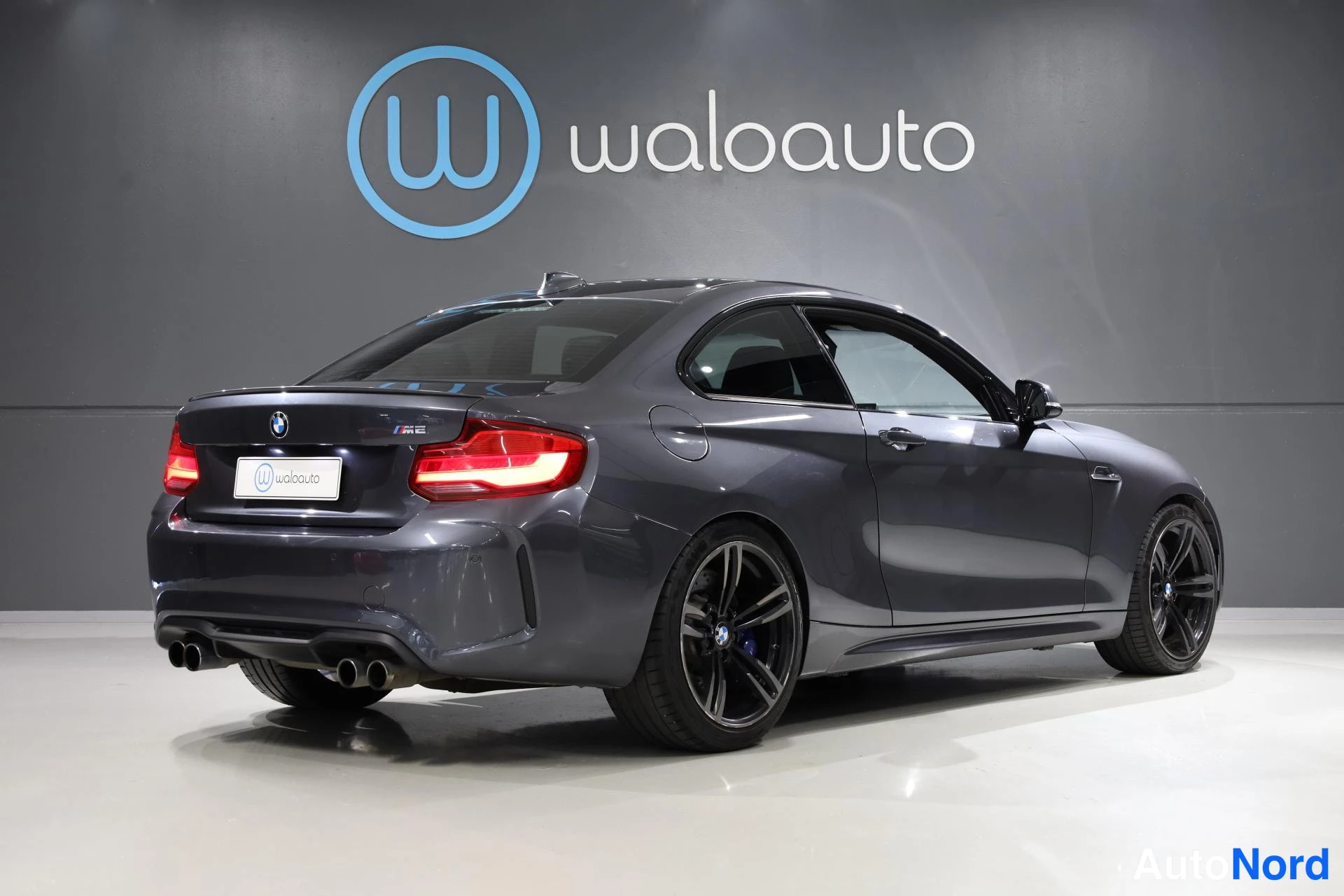 Harmaa BMW M2 2017, takaviisto, kuva 9