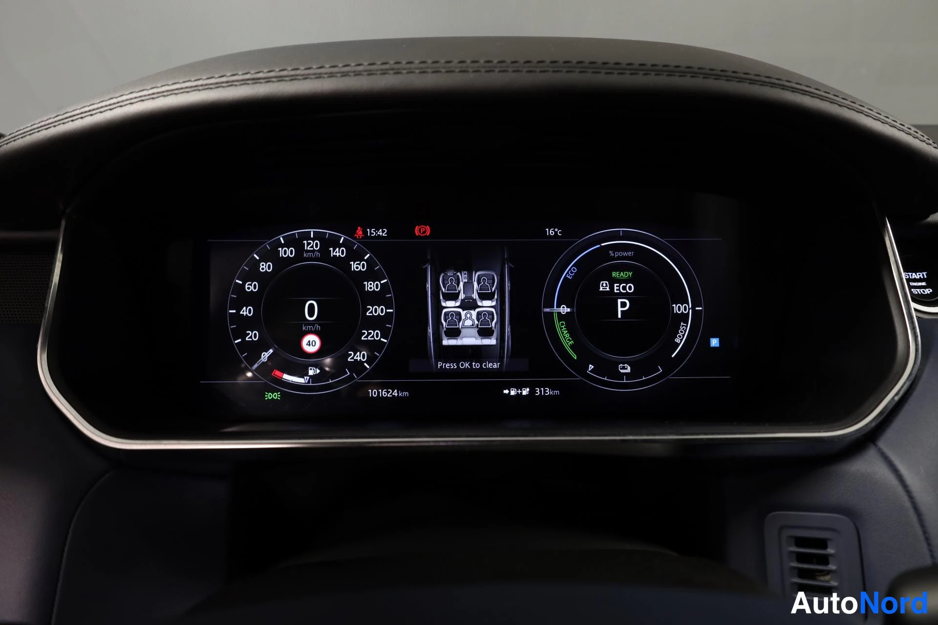 Valkoinen Land Rover Range Rover Sport 2018, yksityiskohta, kuva 19