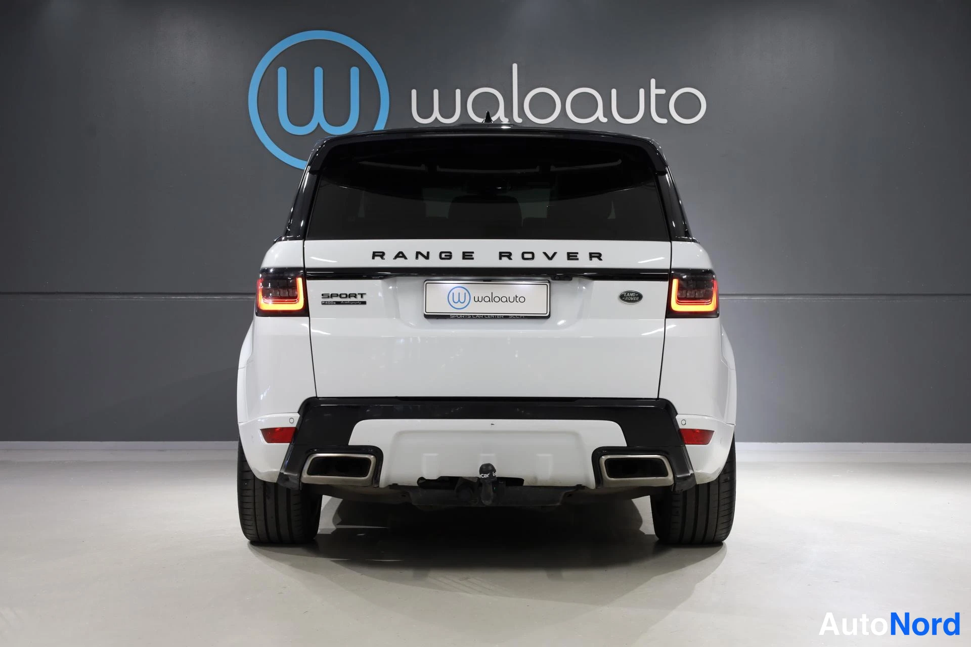 Valkoinen Land Rover Range Rover Sport 2018, takaa, kuva 8