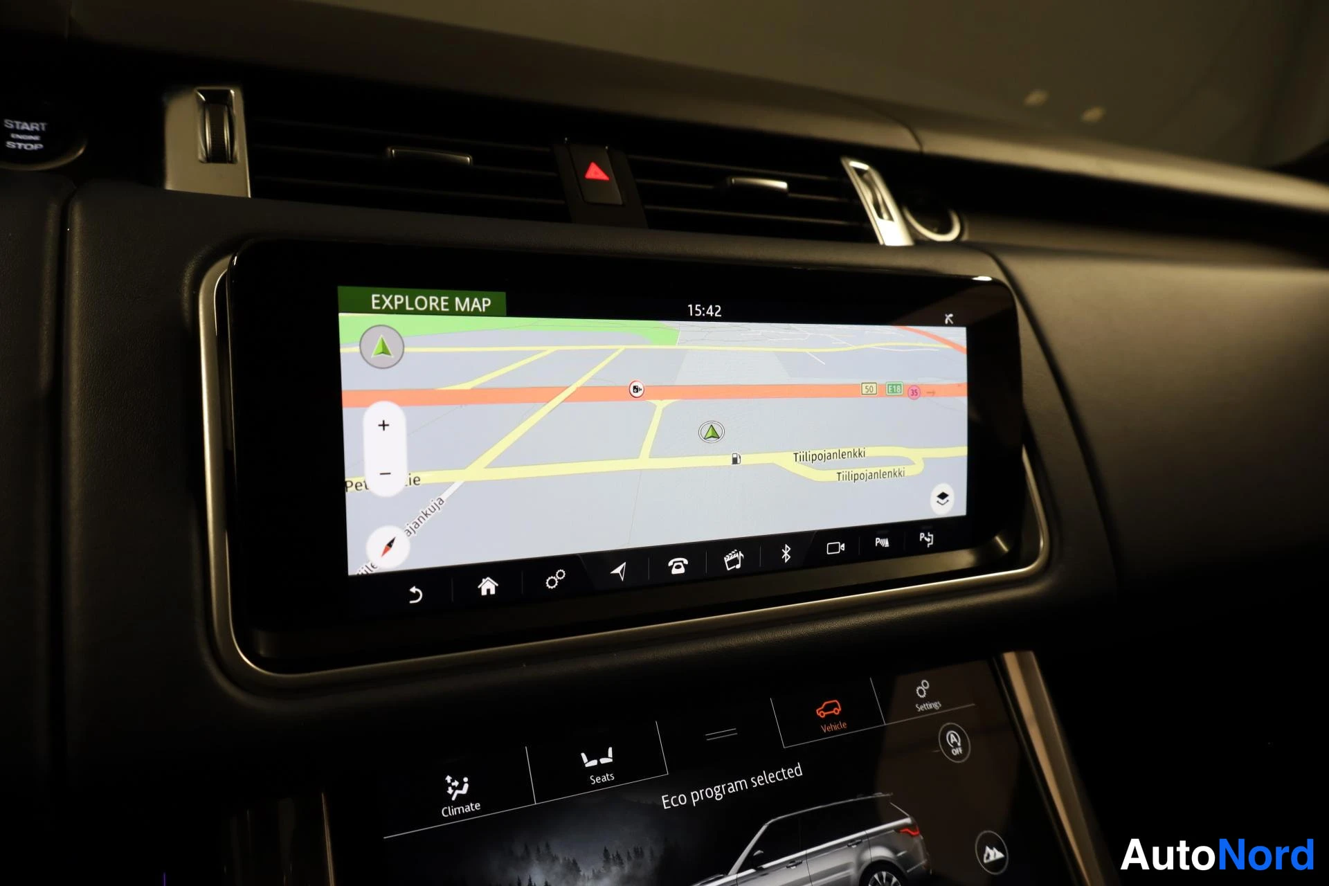 Valkoinen Land Rover Range Rover Sport 2018, yksityiskohta, kuva 23