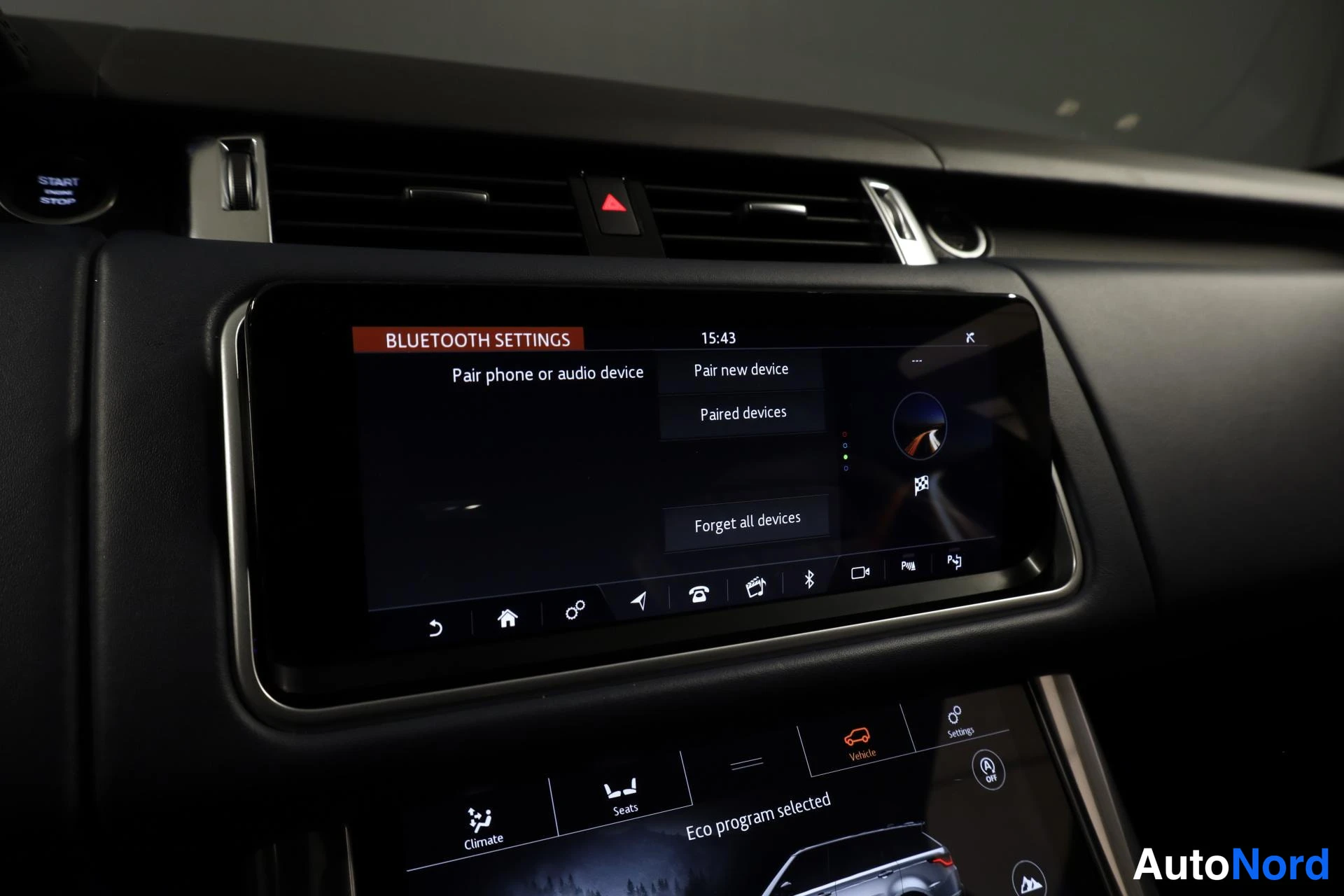 Valkoinen Land Rover Range Rover Sport 2018, yksityiskohta, kuva 24