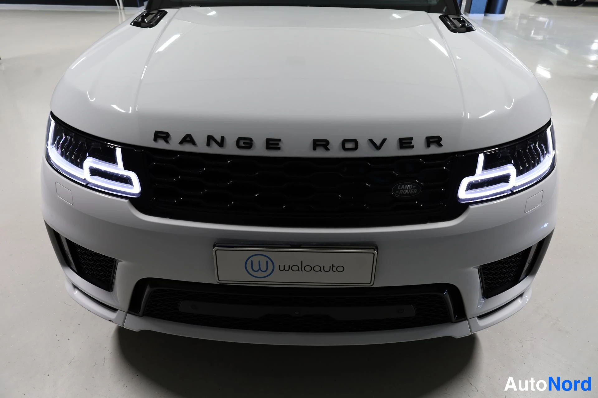 Valkoinen Land Rover Range Rover Sport 2018, yksityiskohta, kuva 18