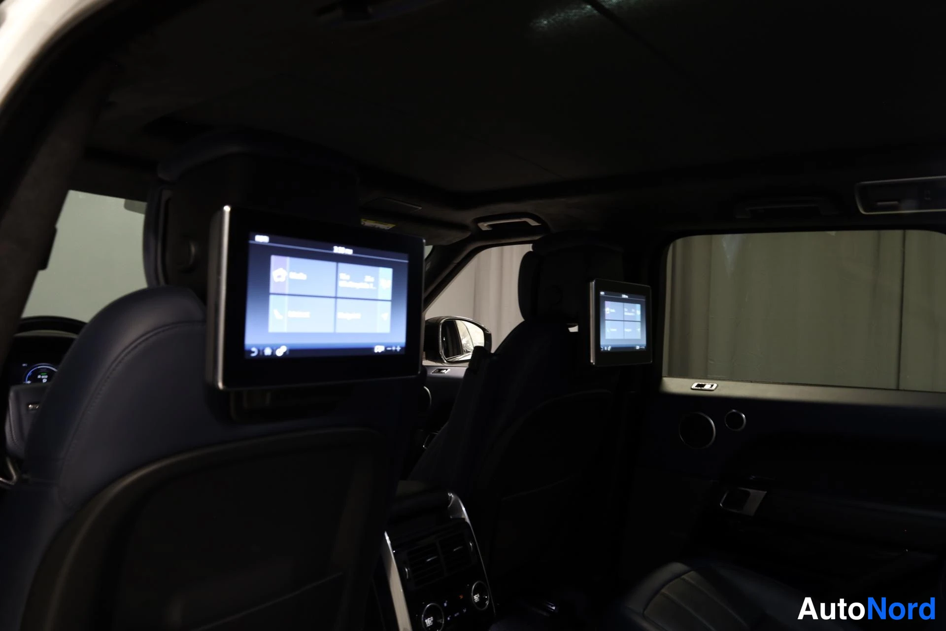 Valkoinen Land Rover Range Rover Sport 2018, takaistuimet, kuva 16