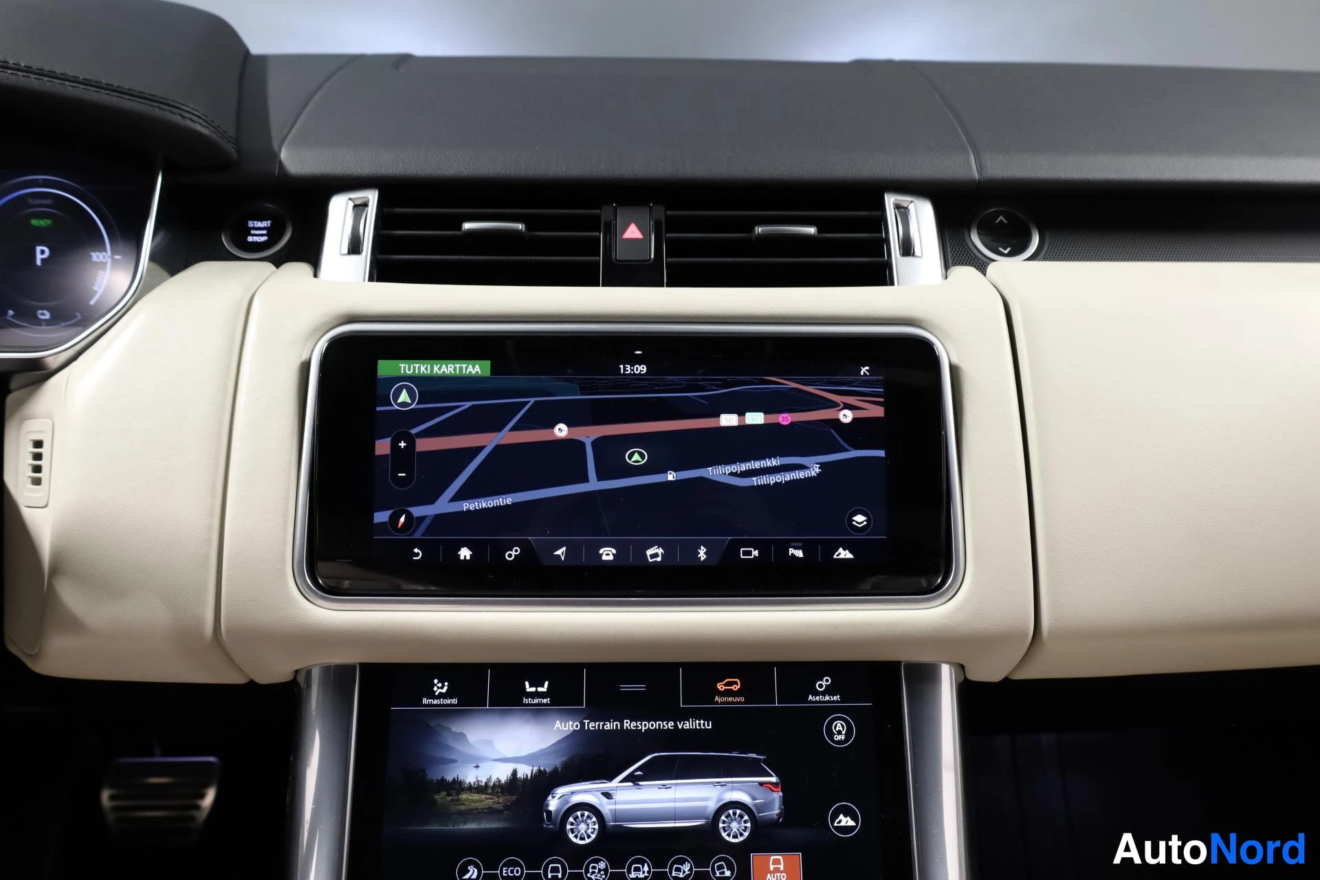 Musta Land Rover Range Rover Sport 2019, yksityiskohta, kuva 32