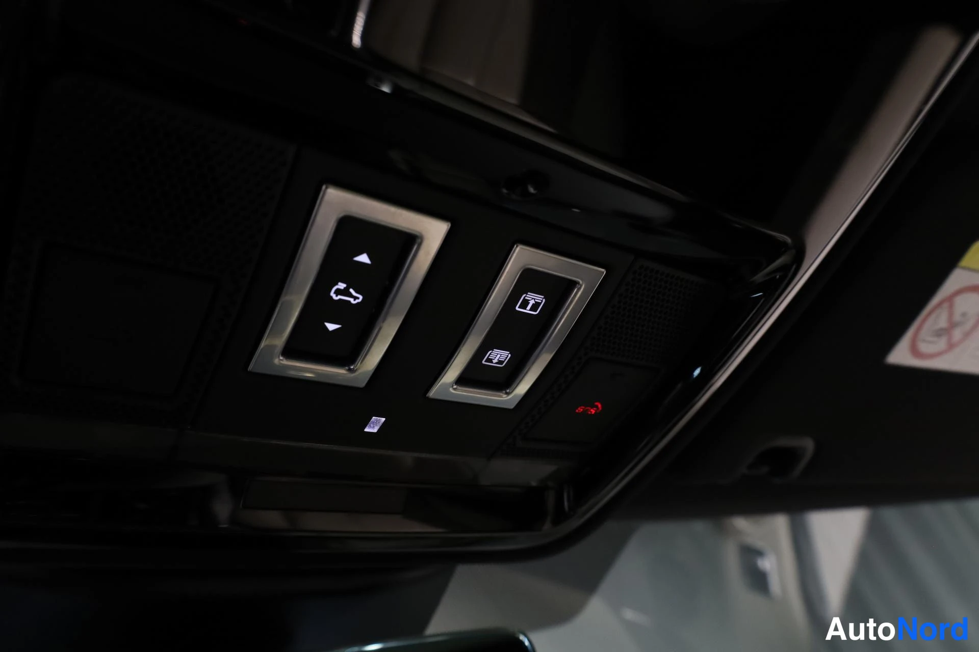 Musta Land Rover Range Rover Sport 2019, yksityiskohta, kuva 28