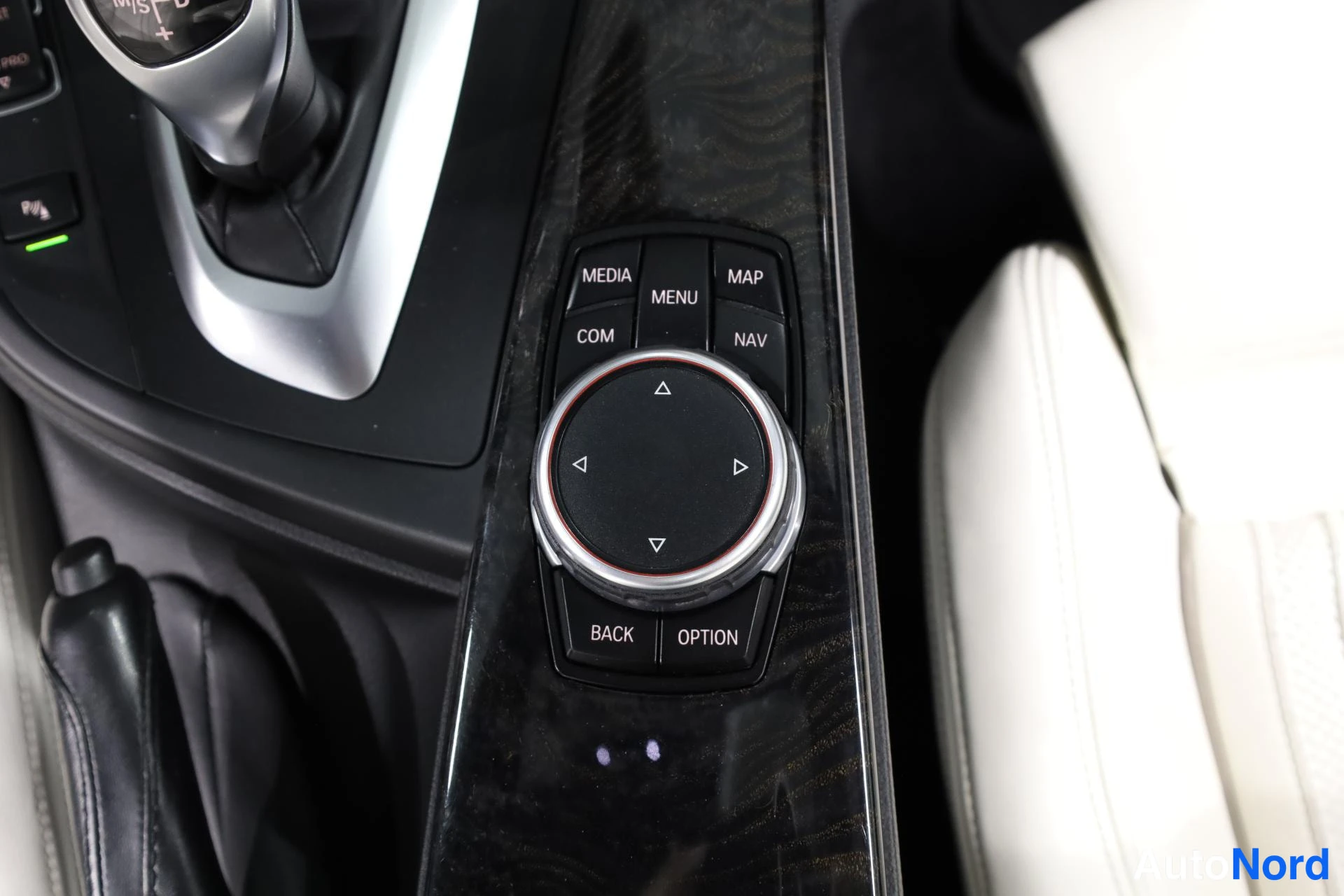 Musta BMW 440i xDrive 2016, yksityiskohta, kuva 28
