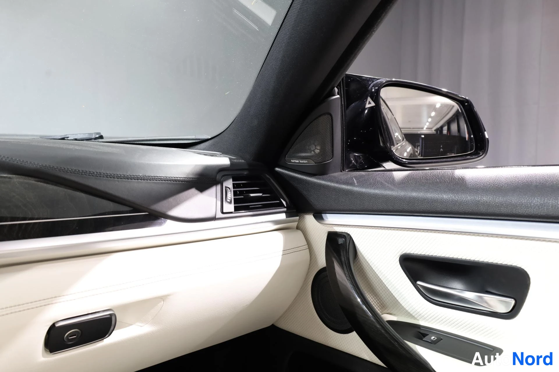 Musta BMW 440i xDrive 2016, yksityiskohta, kuva 30