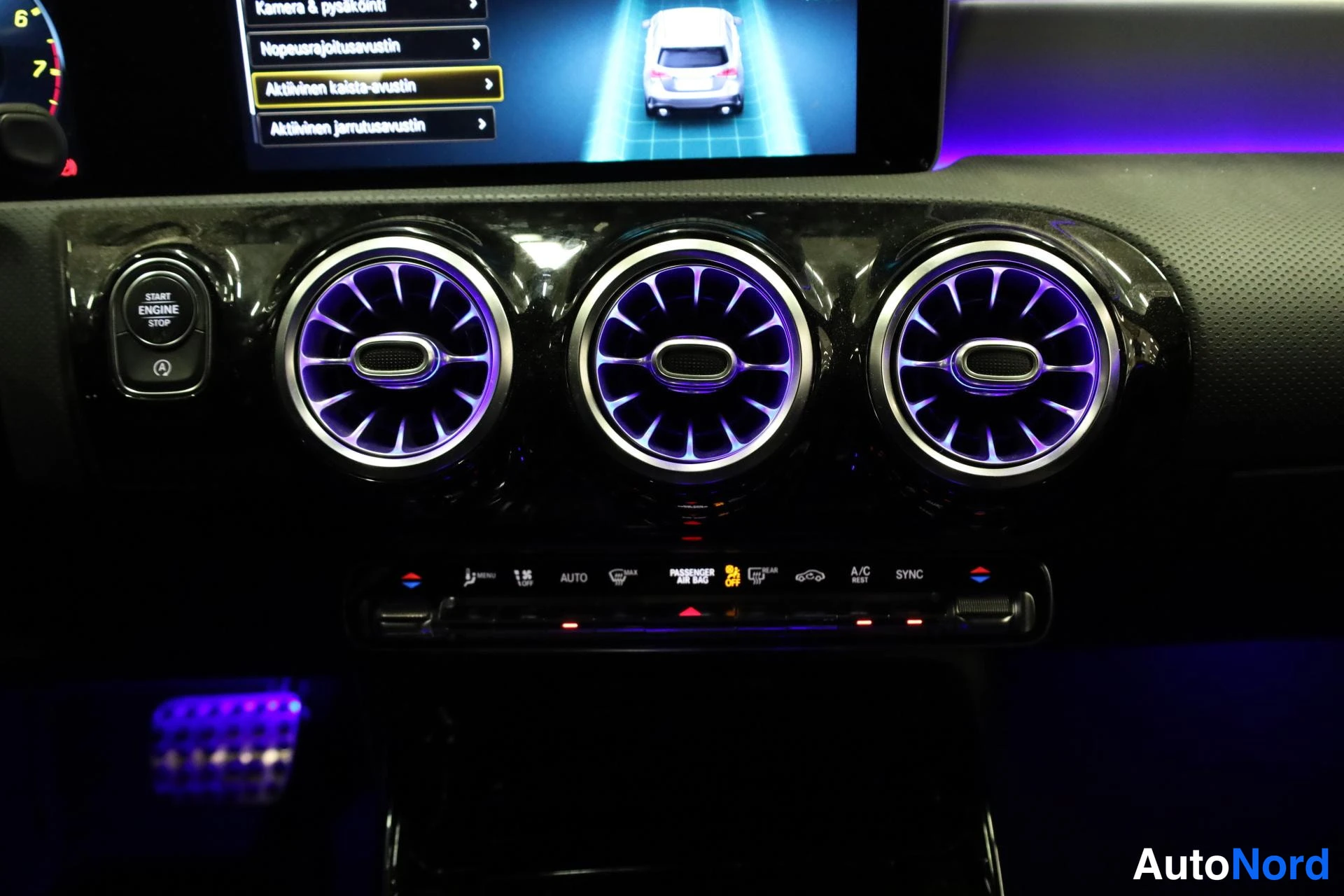 Musta Mercedes-Benz A 35 AMG 2020, yksityiskohta, kuva 26