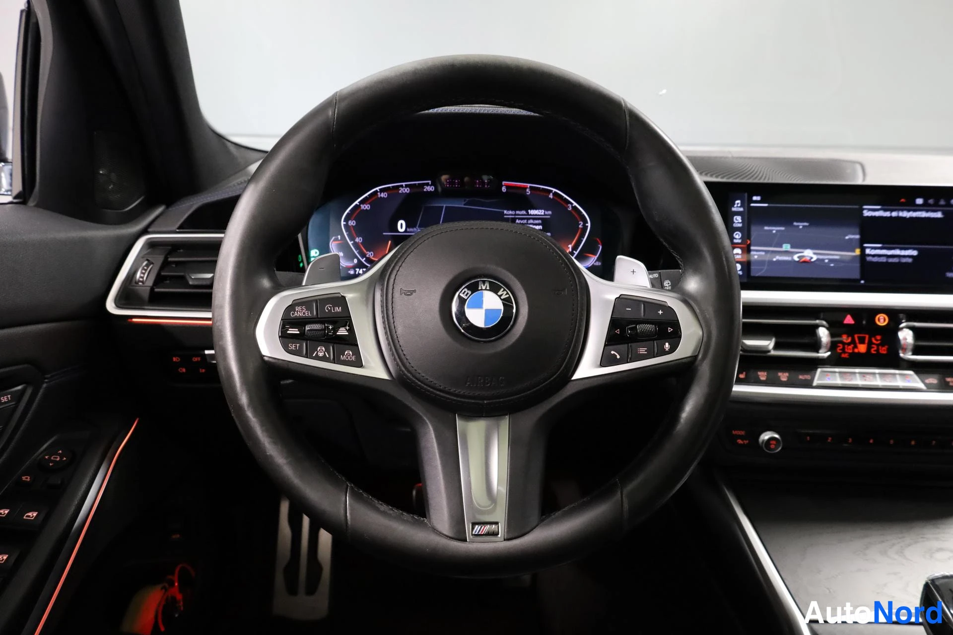 Harmaa BMW 330d xDrive 2020, yksityiskohta, kuva 21