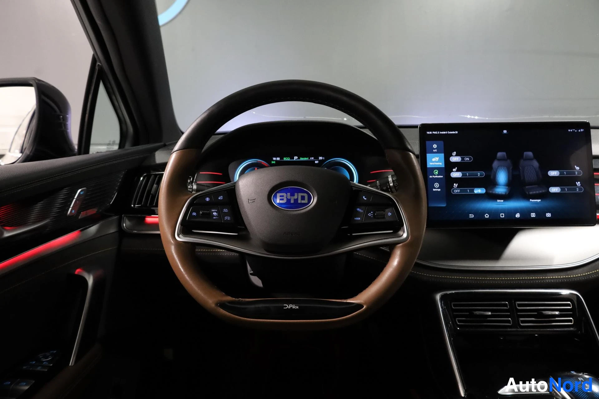 Musta BYD Tang 2023, kuva 31