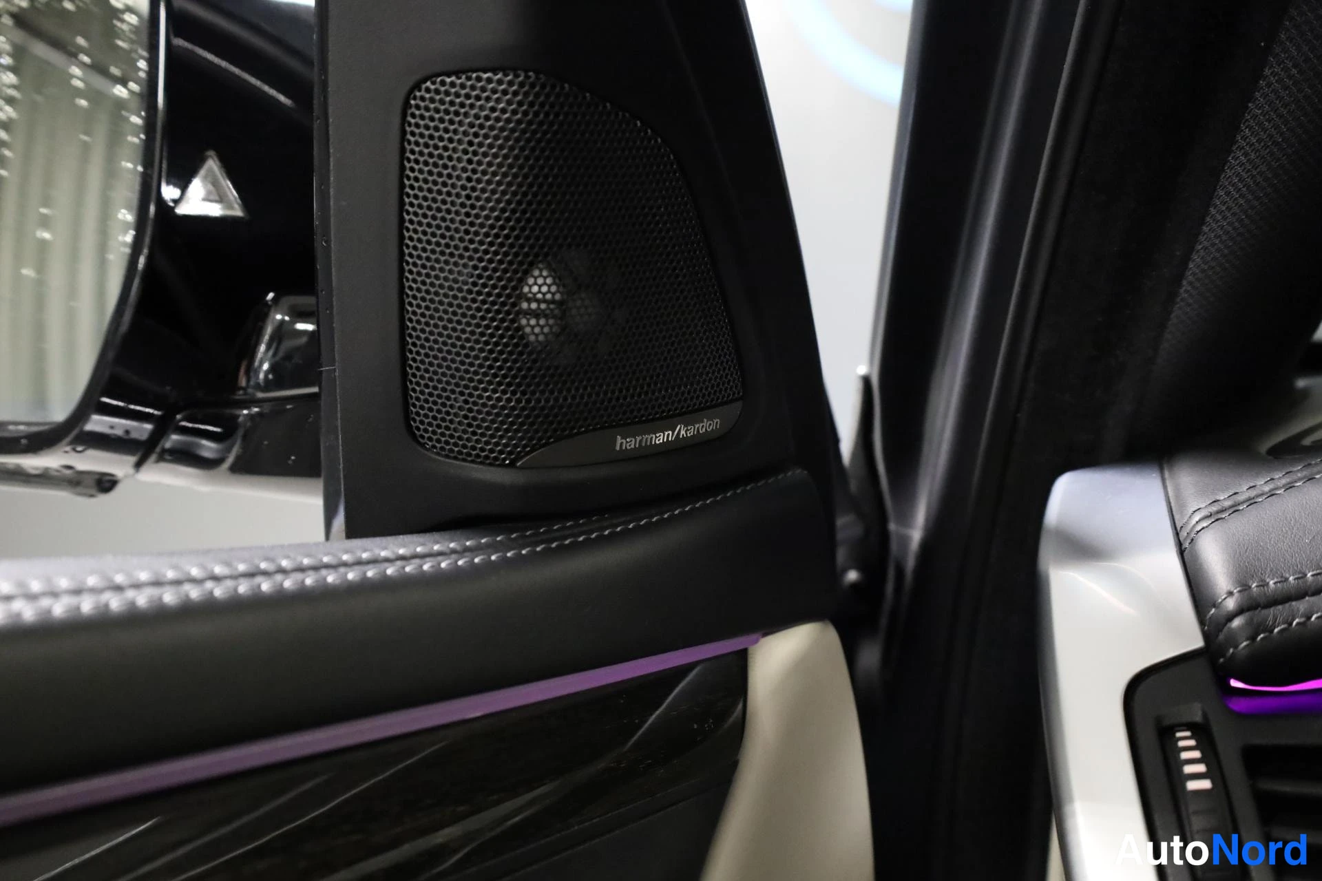 Harmaa BMW X6 2015, yksityiskohta, kuva 21