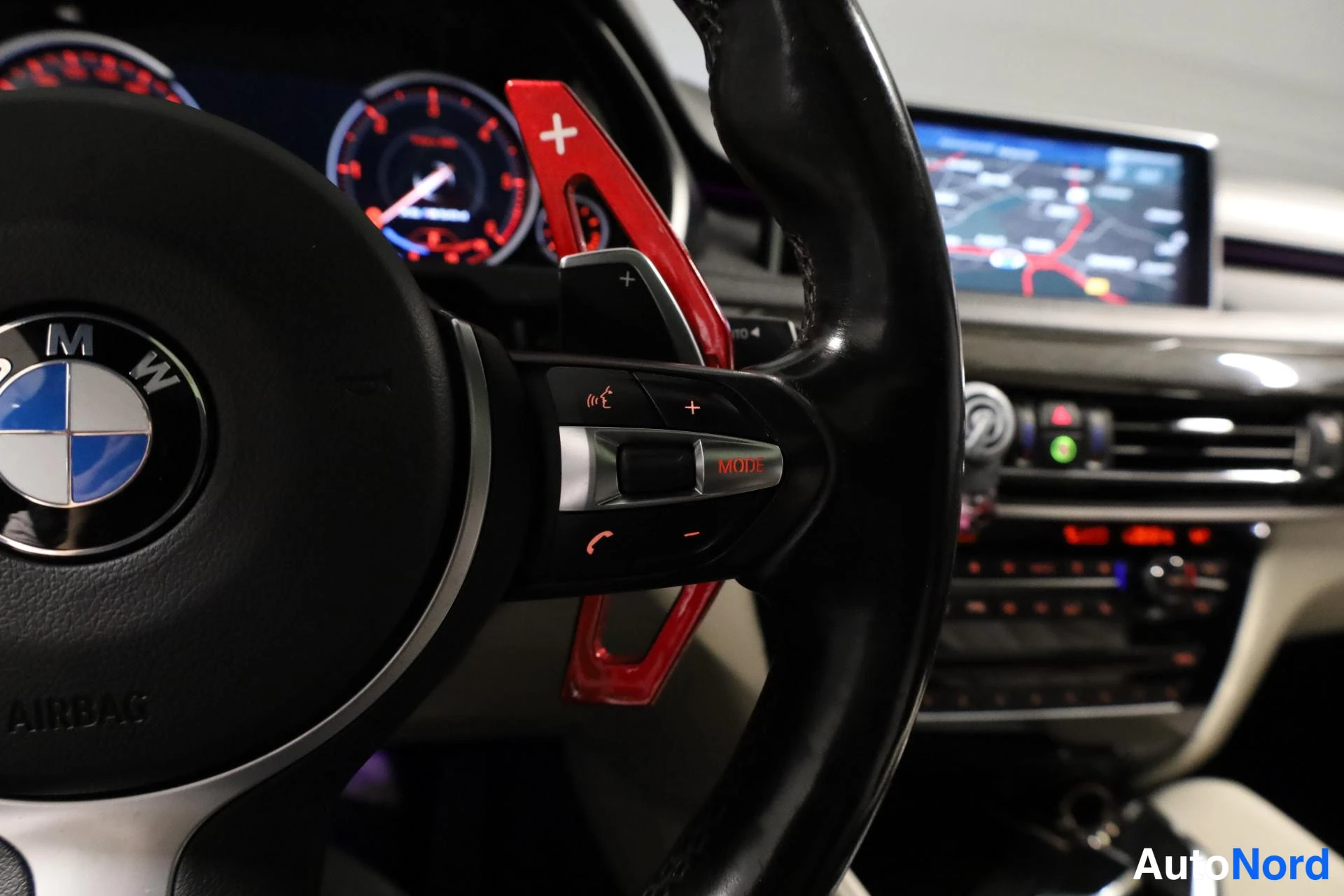 Harmaa BMW X6 2015, yksityiskohta, kuva 24