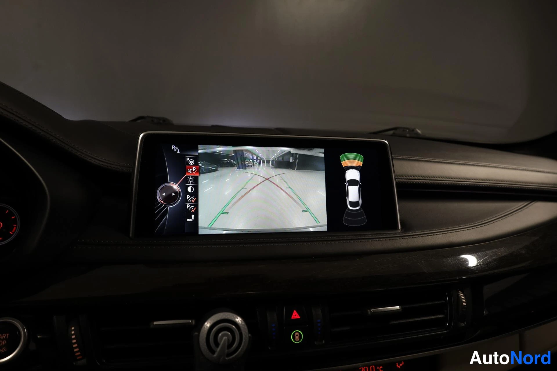 Harmaa BMW X6 2015, yksityiskohta, kuva 33