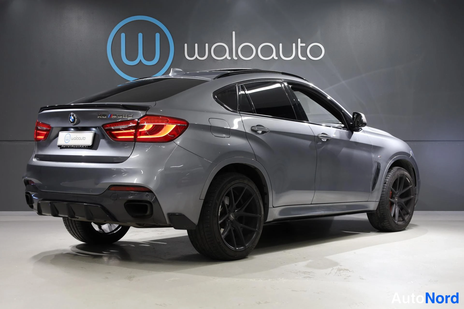 Harmaa BMW X6 2015, takaviisto, kuva 7
