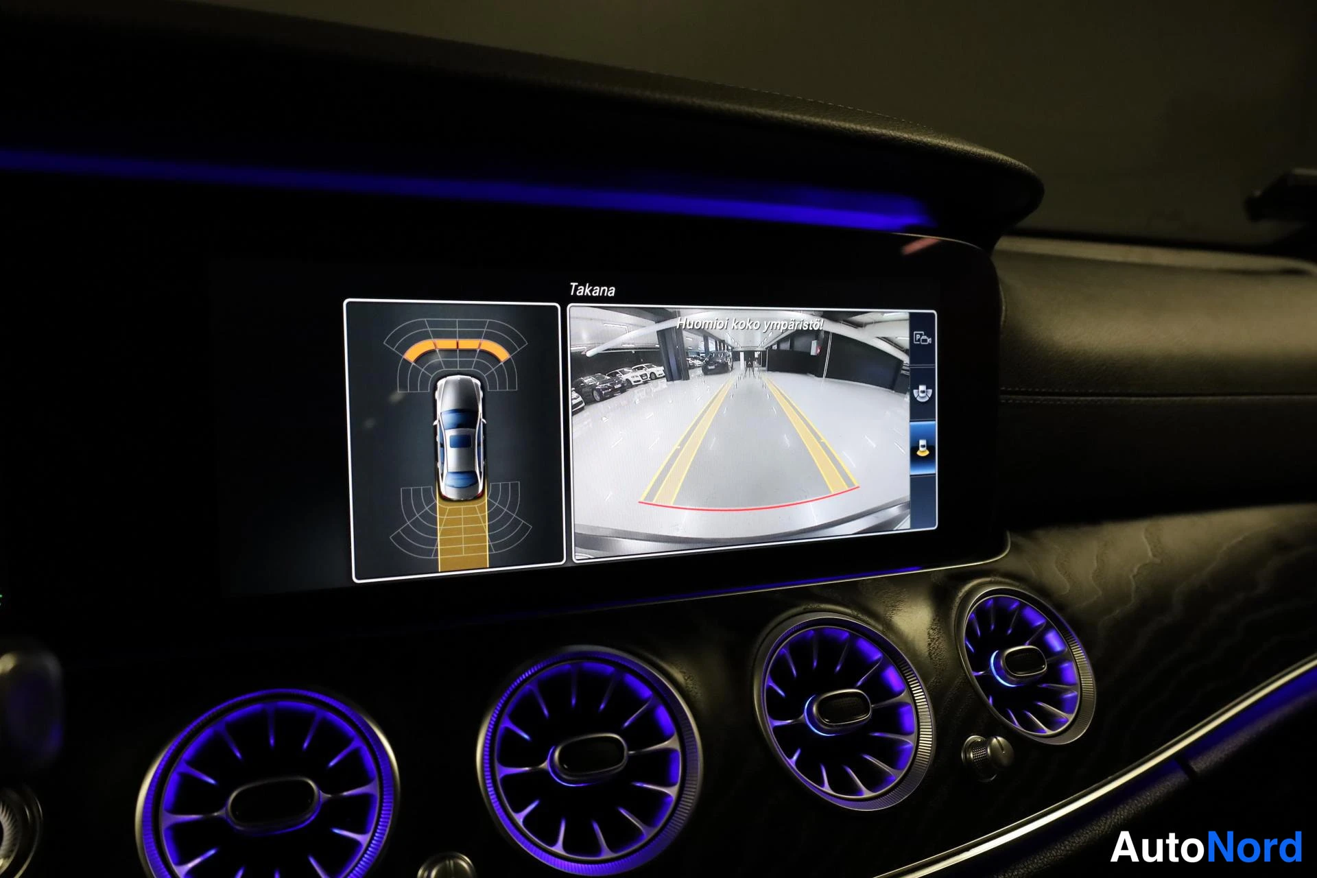 Harmaa Mercedes-Benz E 2016, kuva 35