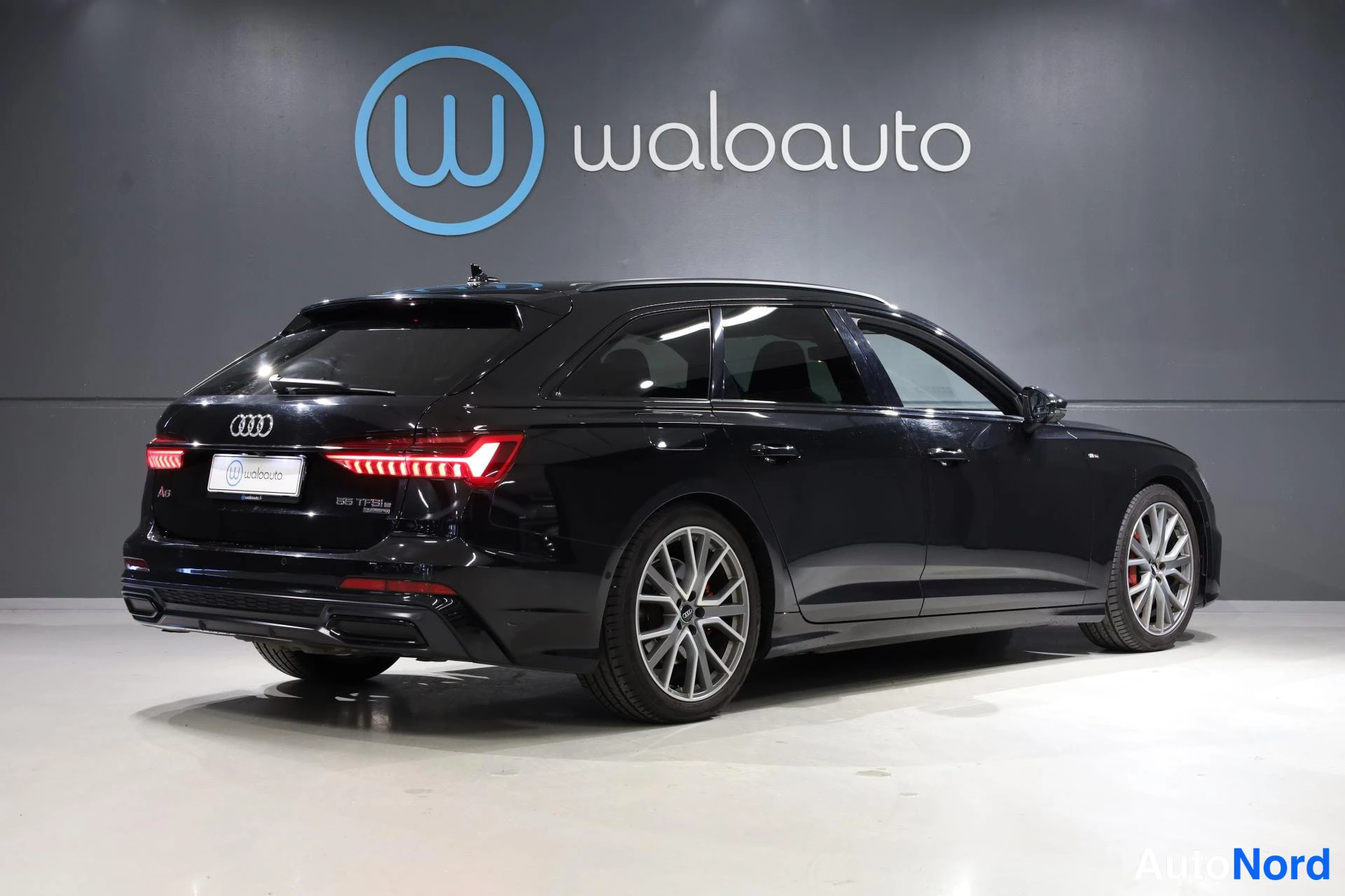 Musta Audi A6 2020, takaviisto, kuva 7