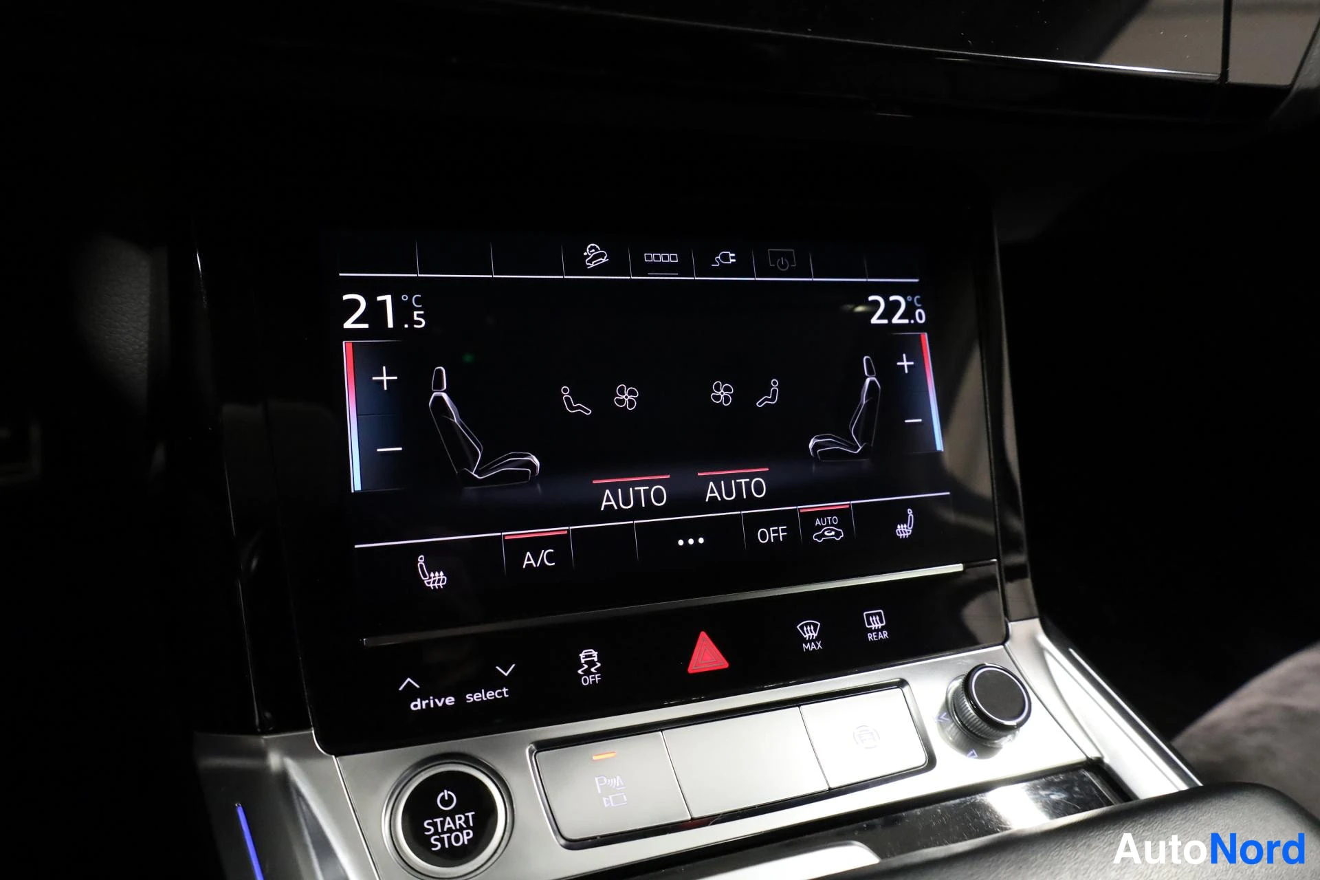 Harmaa Audi e-tron 2021, yksityiskohta, kuva 31