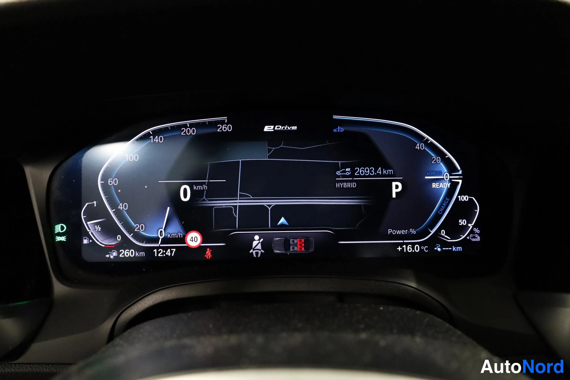 Harmaa BMW 330e xDrive 2020, yksityiskohta, kuva 21