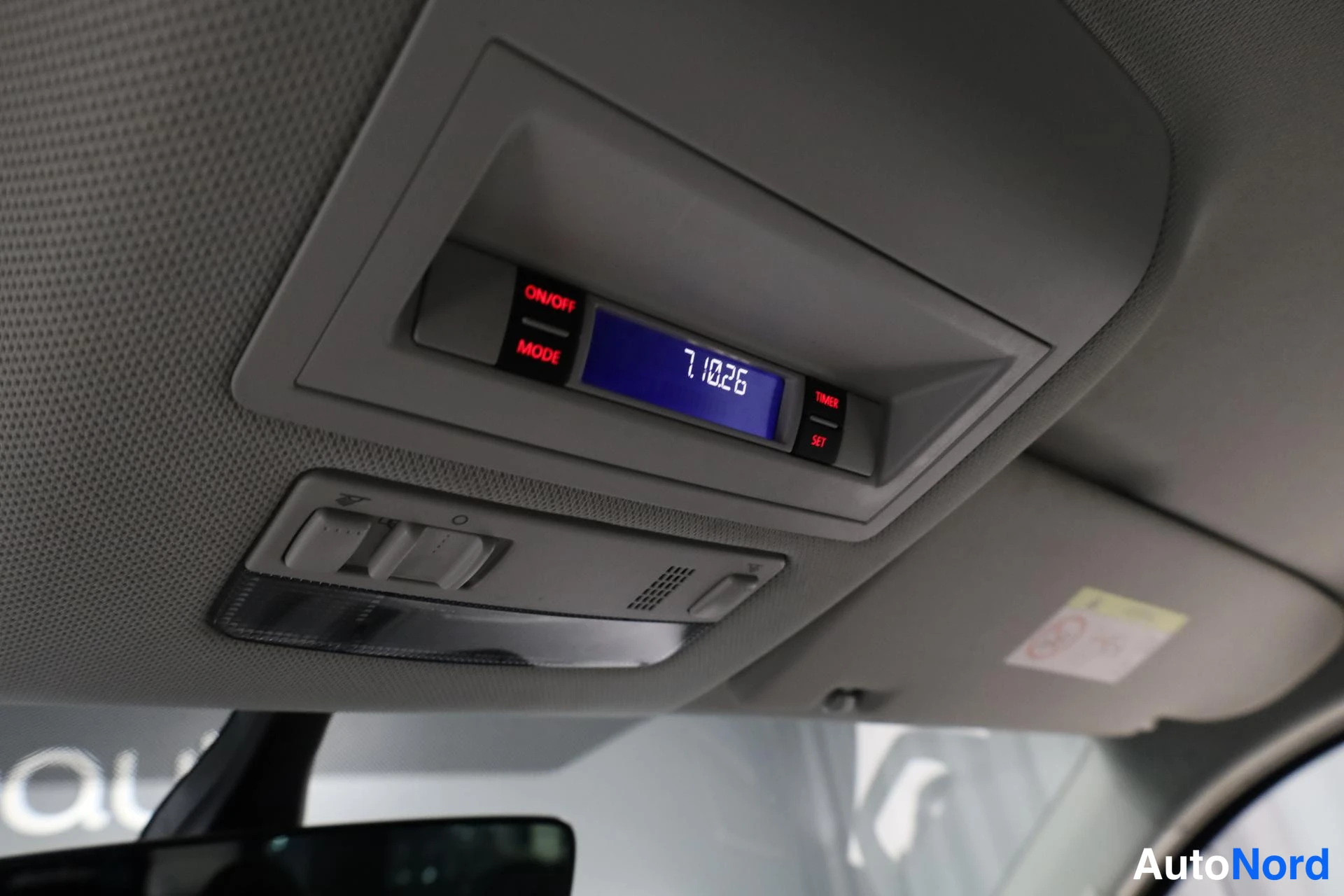 Musta Volkswagen Amarok 2019, yksityiskohta, kuva 26